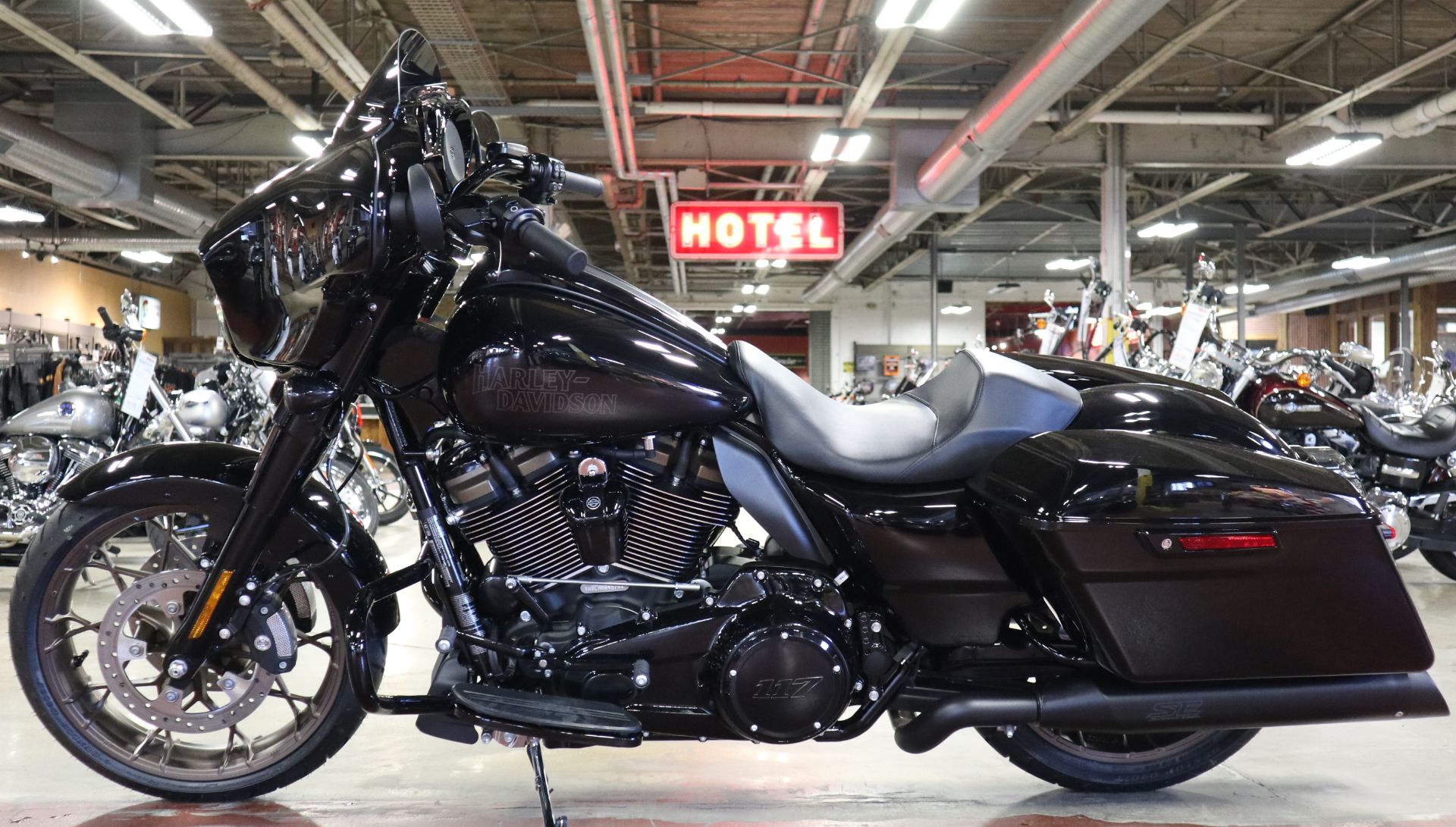 2022 Harley-Davidson Street Glide® ST in New London, Connecticut - Photo 5