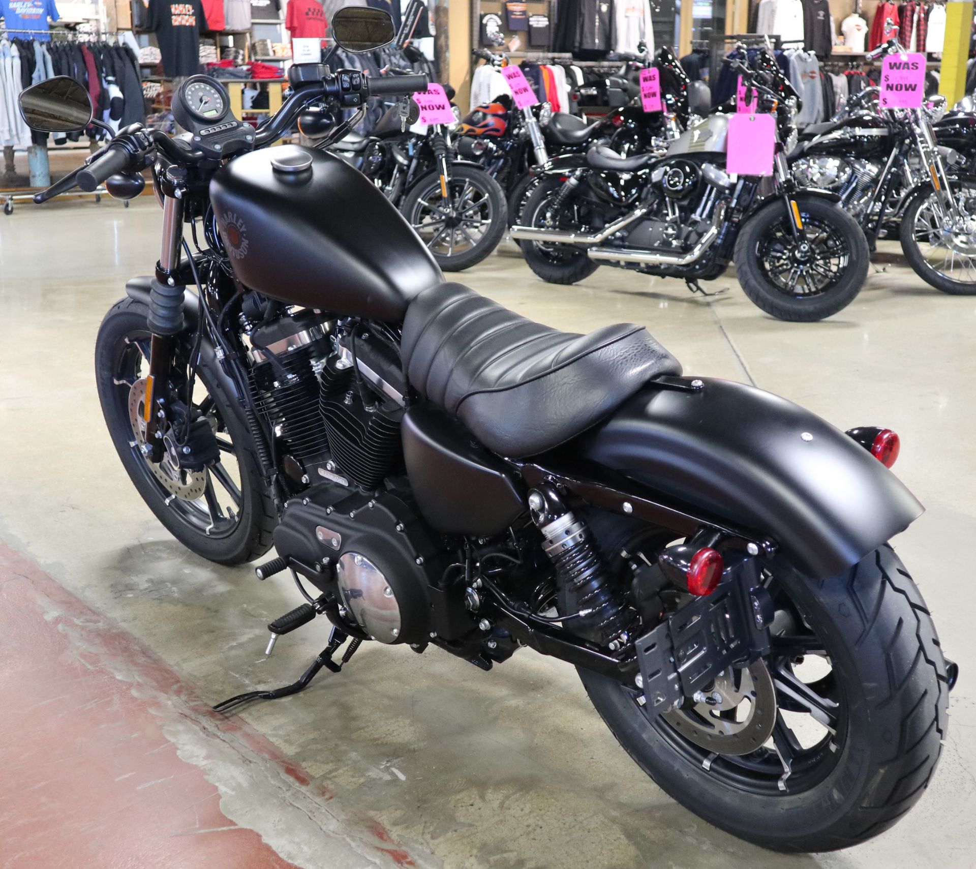 2022 Harley-Davidson Iron 883™ in New London, Connecticut - Photo 6