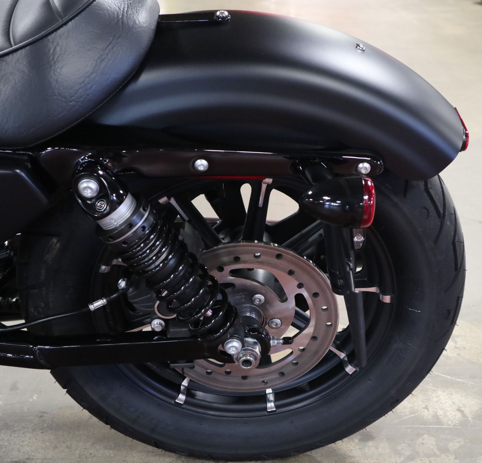 2022 Harley-Davidson Iron 883™ in New London, Connecticut - Photo 12