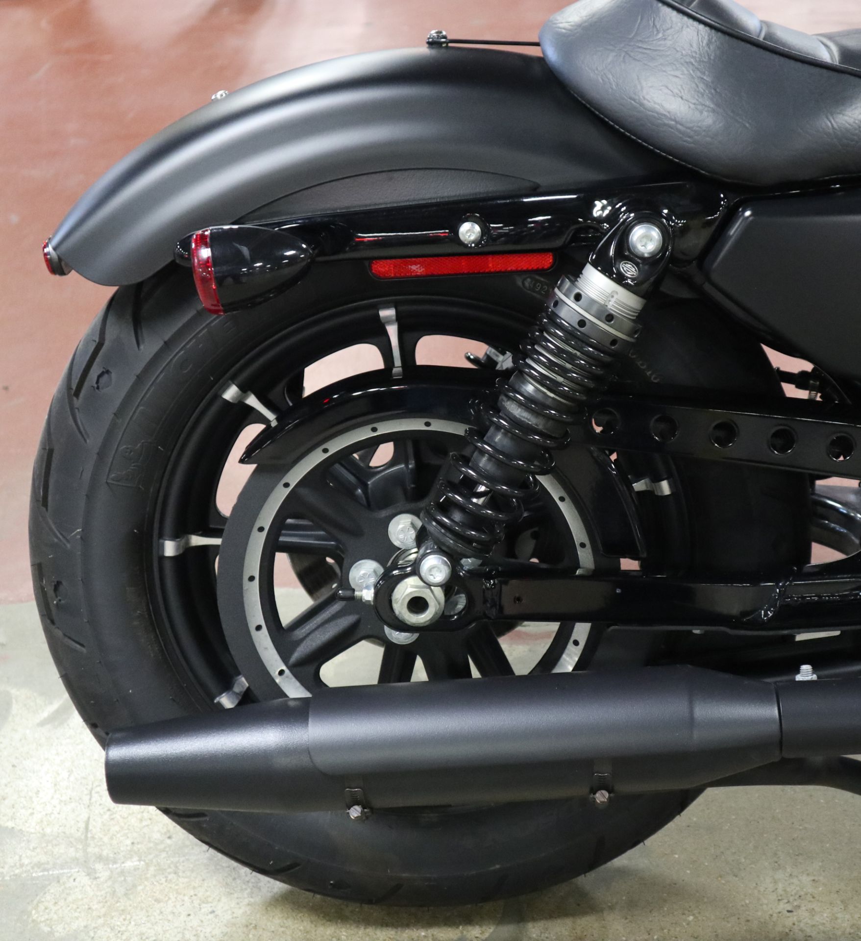 2022 Harley-Davidson Iron 883™ in New London, Connecticut - Photo 11