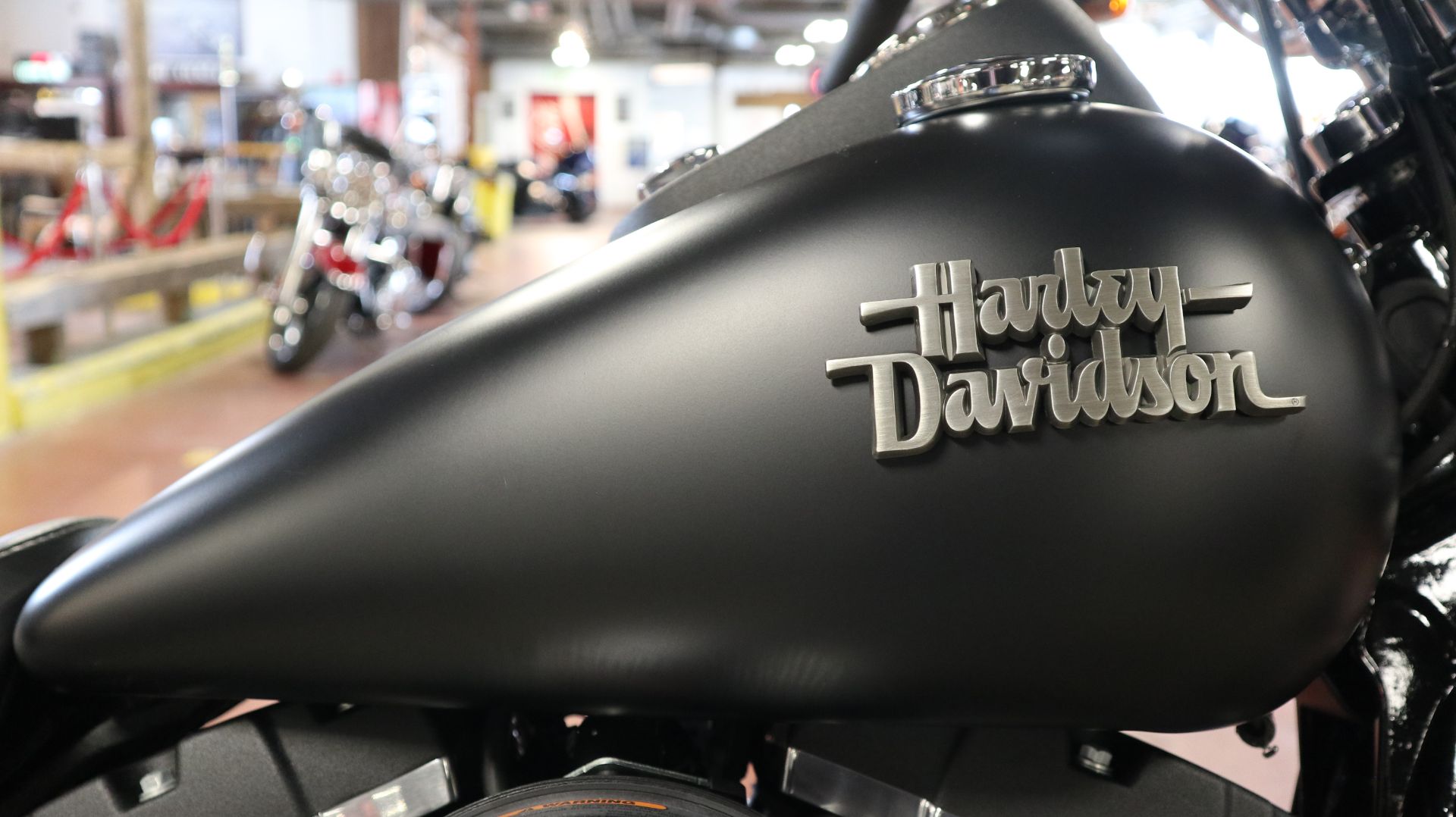 2017 Harley-Davidson Street Bob® in New London, Connecticut - Photo 9