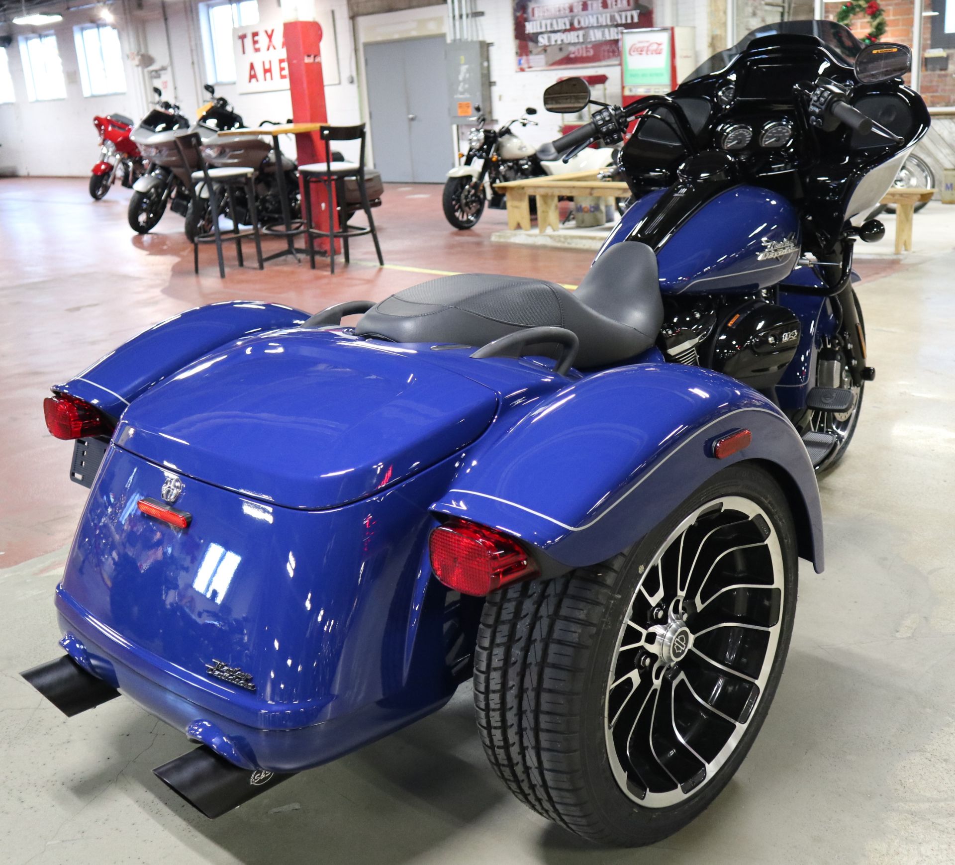 2023 Harley-Davidson Road Glide® 3 in New London, Connecticut - Photo 8
