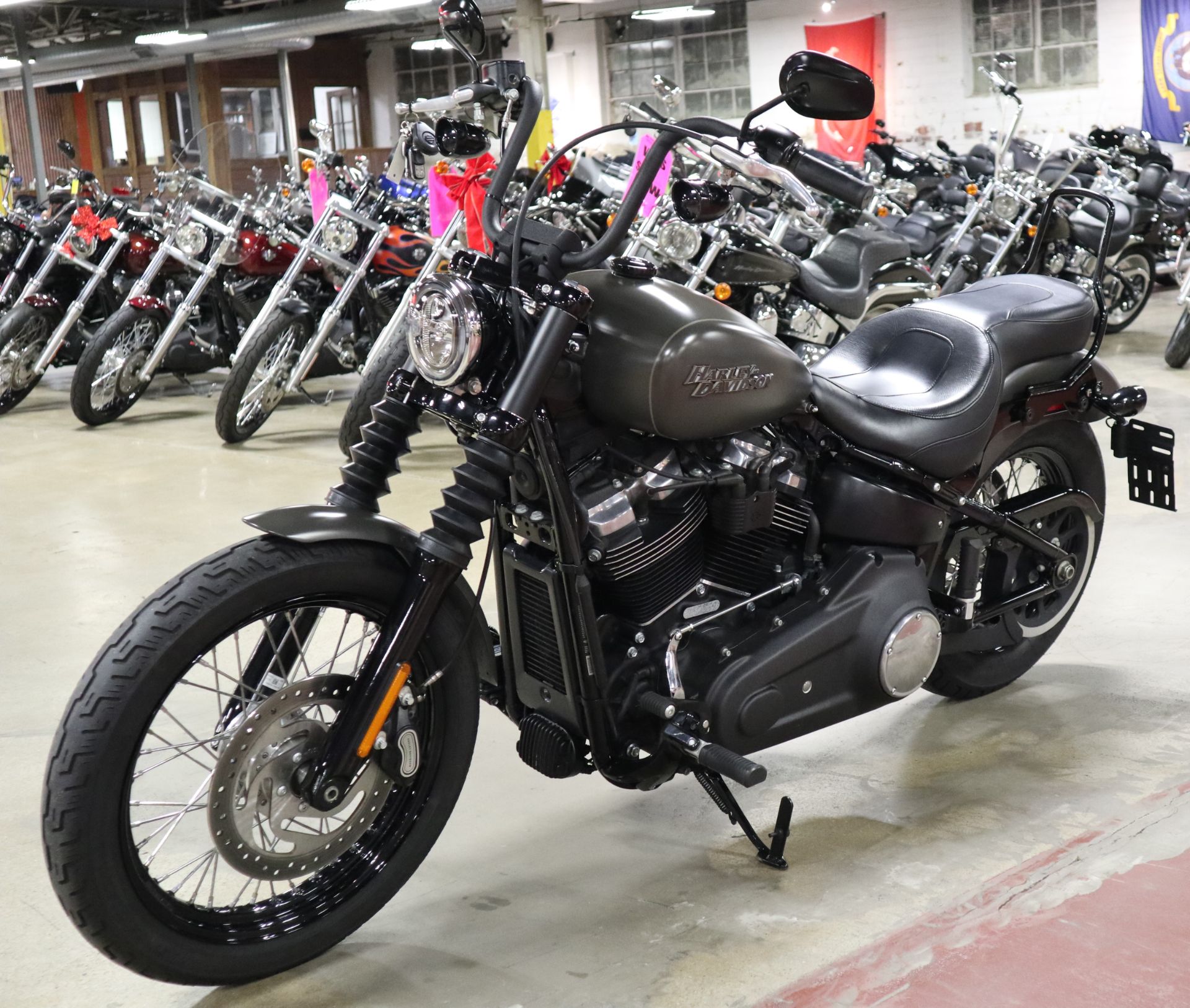 2019 Harley-Davidson Street Bob® in New London, Connecticut - Photo 4