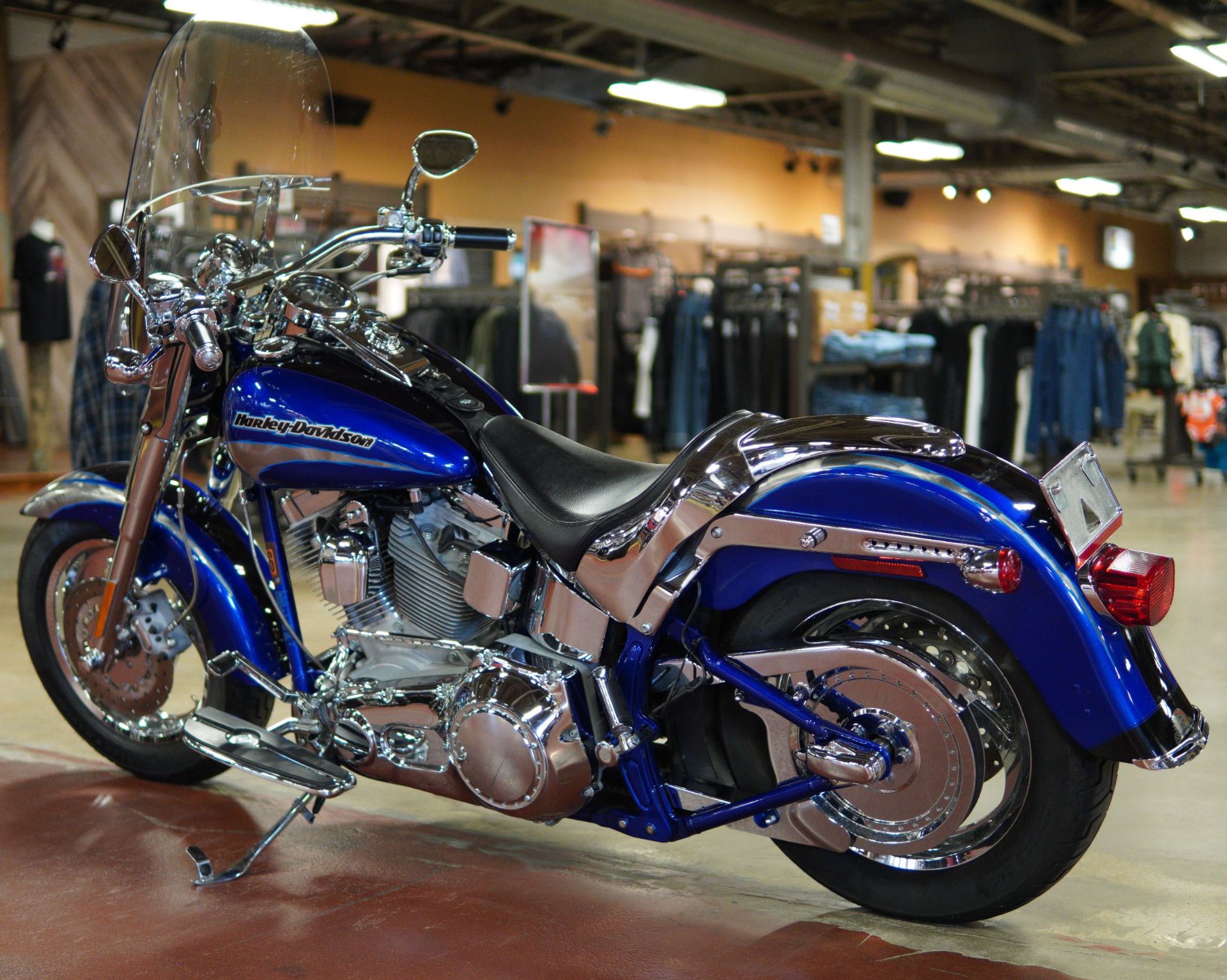2005 Harley-Davidson FLSTFSE Screamin’ Eagle® Fat Boy® in New London, Connecticut - Photo 6