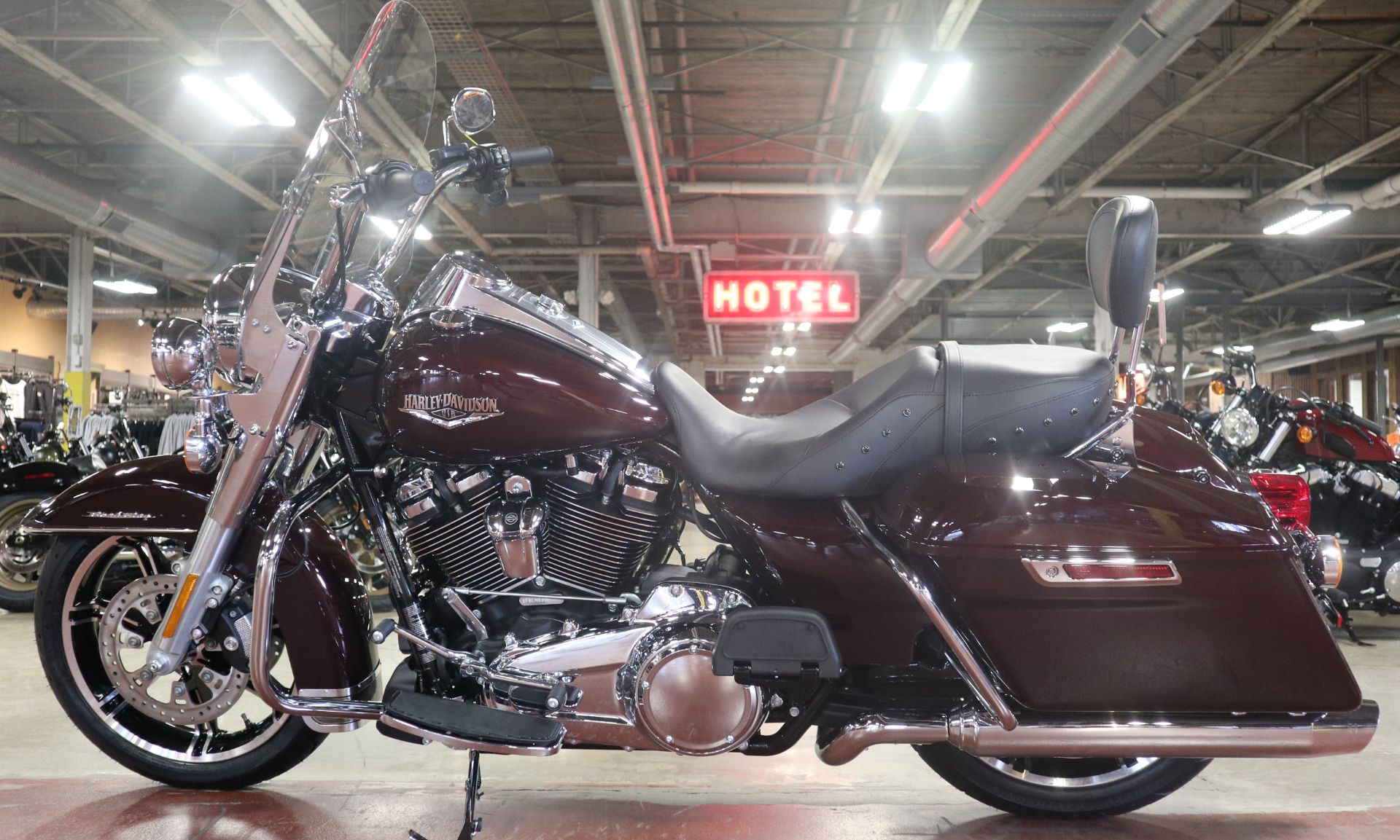 2022 Harley-Davidson Road King® in New London, Connecticut - Photo 5