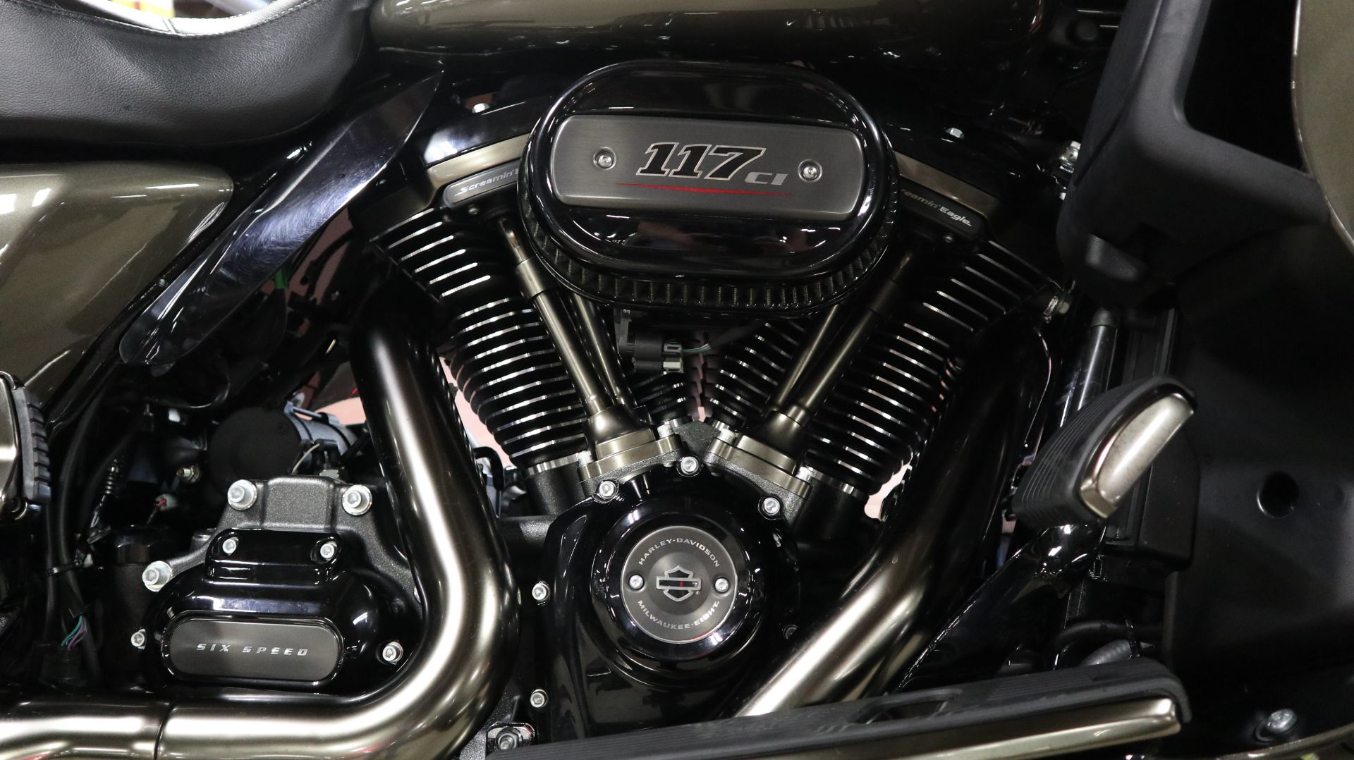 2021 Harley-Davidson CVO™ Limited in New London, Connecticut - Photo 16