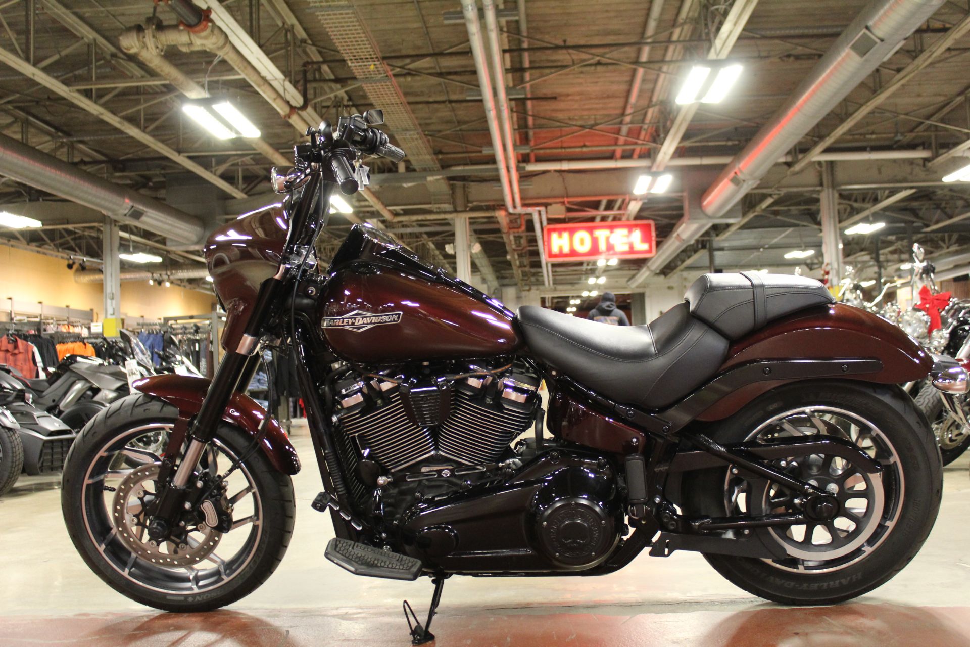 2018 Harley-Davidson Sport Glide® in New London, Connecticut - Photo 5