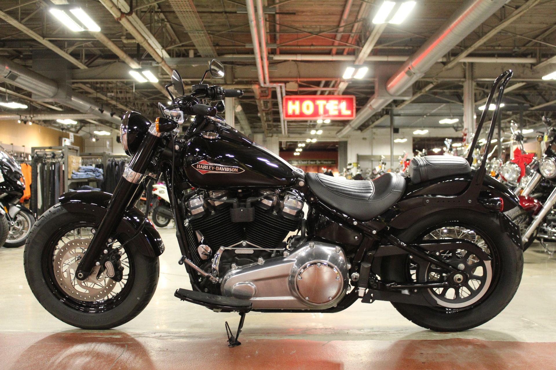 2018 Harley-Davidson Softail Slim® 107 in New London, Connecticut - Photo 5
