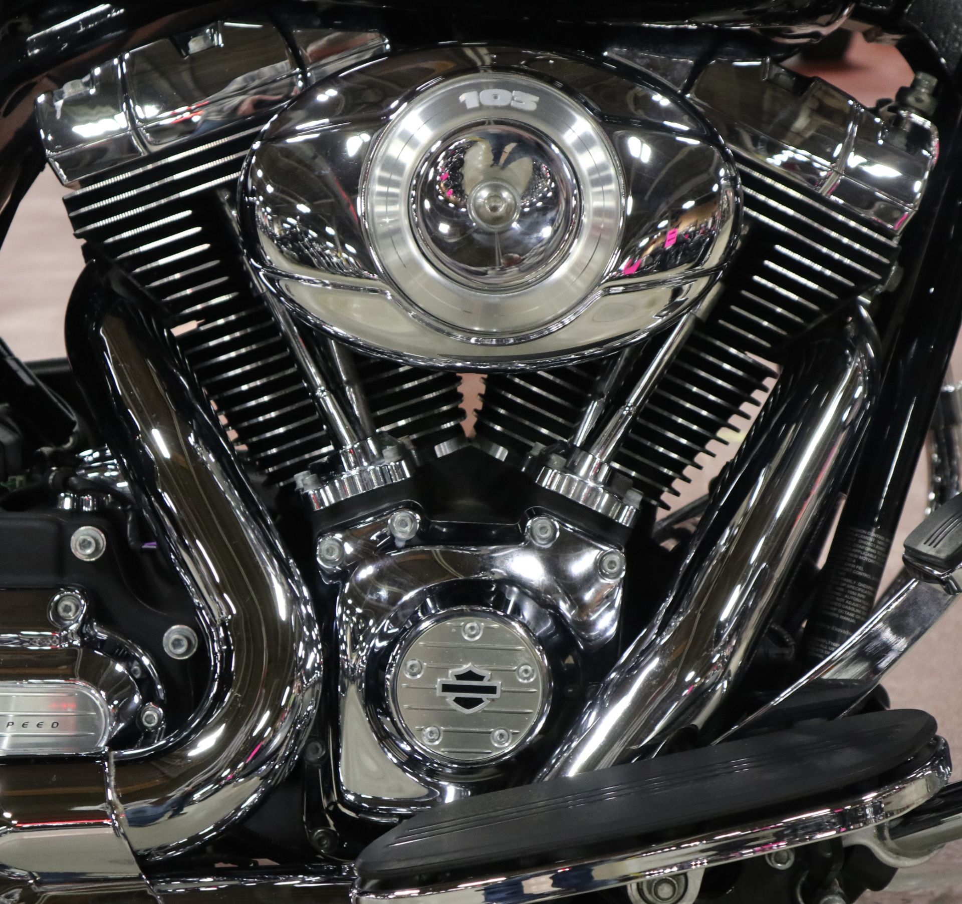 2013 Harley-Davidson Street Glide® in New London, Connecticut - Photo 16