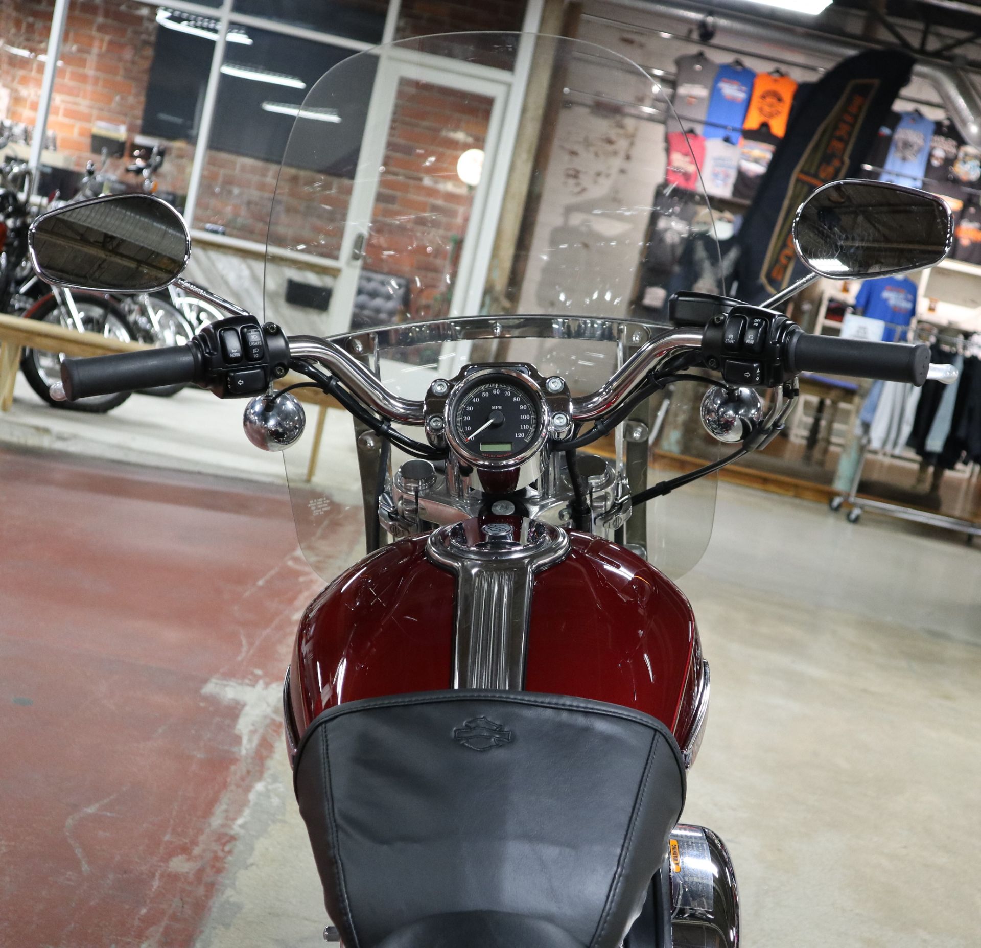2010 Harley-Davidson Sportster® 1200 Custom in New London, Connecticut - Photo 11