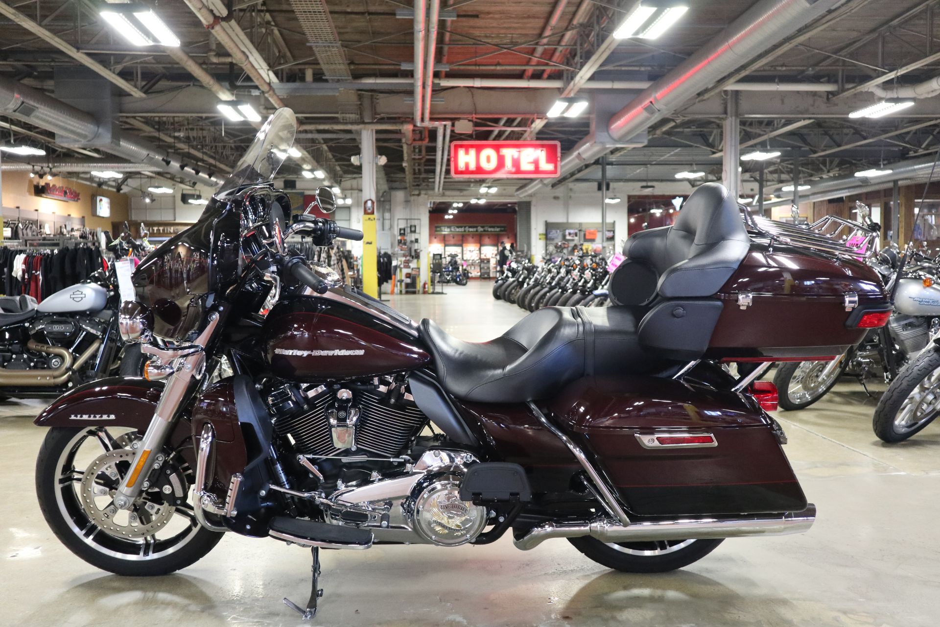 2022 Harley-Davidson Ultra Limited in New London, Connecticut - Photo 5