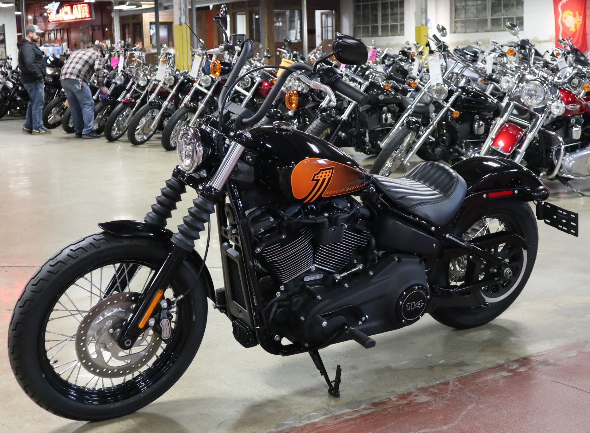 2021 Harley-Davidson Street Bob® 114 in New London, Connecticut - Photo 4