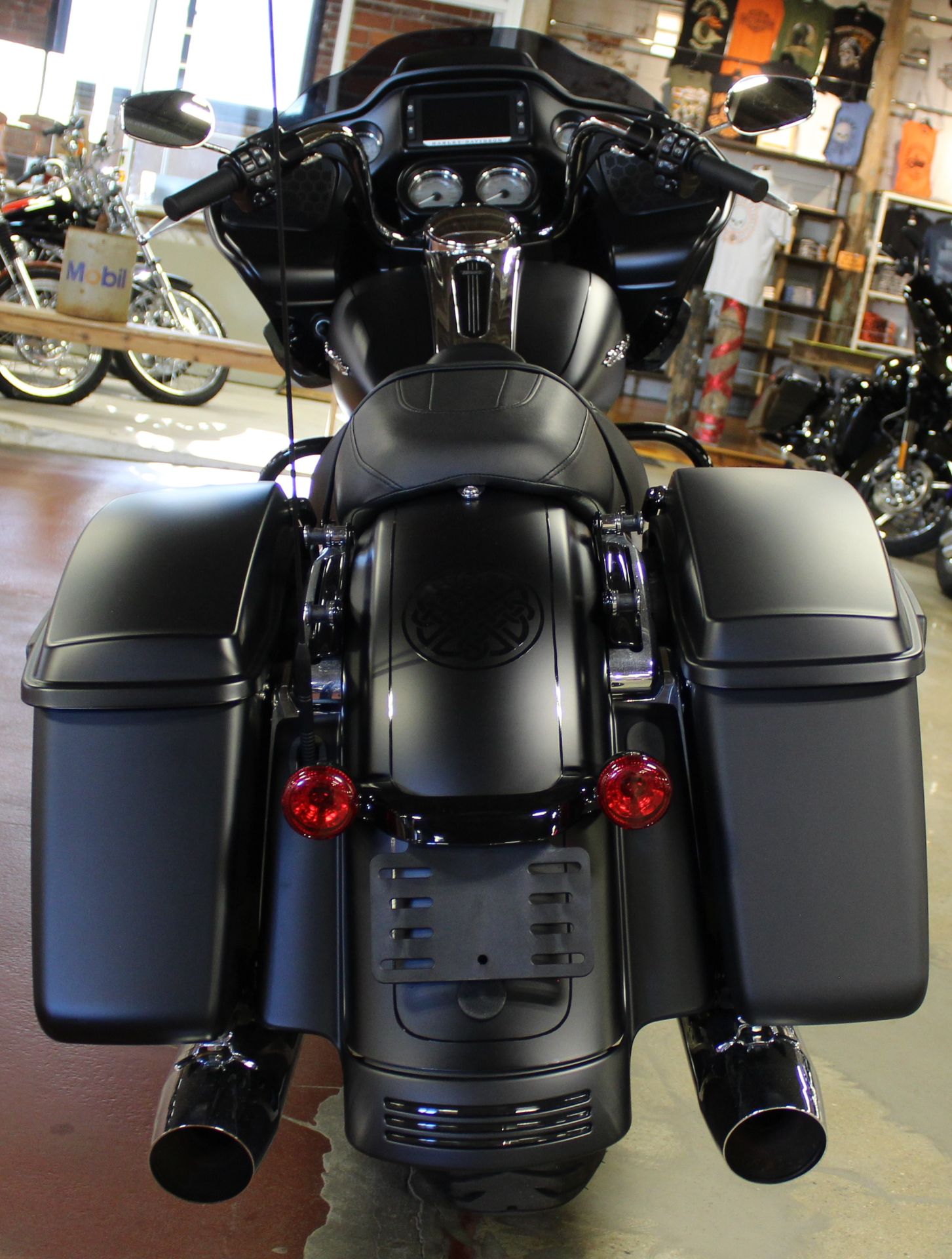 2015 Harley-Davidson Road Glide® Special in New London, Connecticut - Photo 7