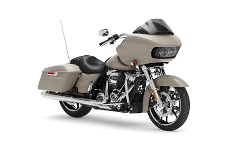 2022 Harley-Davidson Road Glide in New London, Connecticut - Photo 2