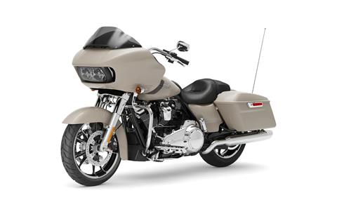 2022 Harley-Davidson Road Glide in New London, Connecticut - Photo 4