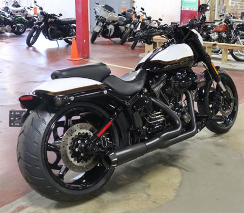 2016 Harley-Davidson CVO™ Pro Street Breakout® in New London, Connecticut - Photo 7