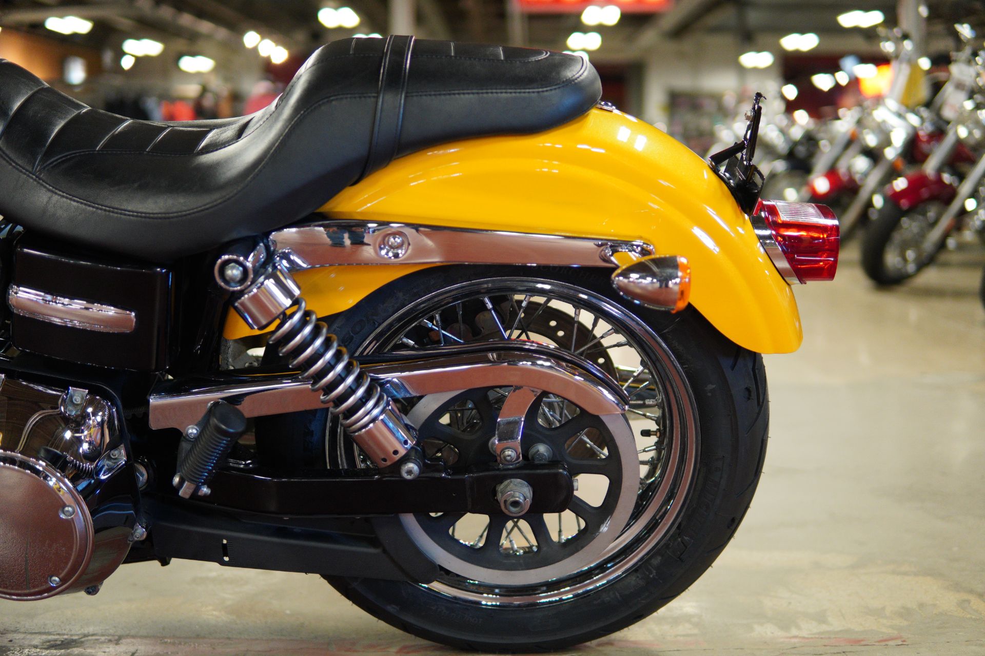 2013 Harley-Davidson Dyna® Super Glide® Custom in New London, Connecticut - Photo 22