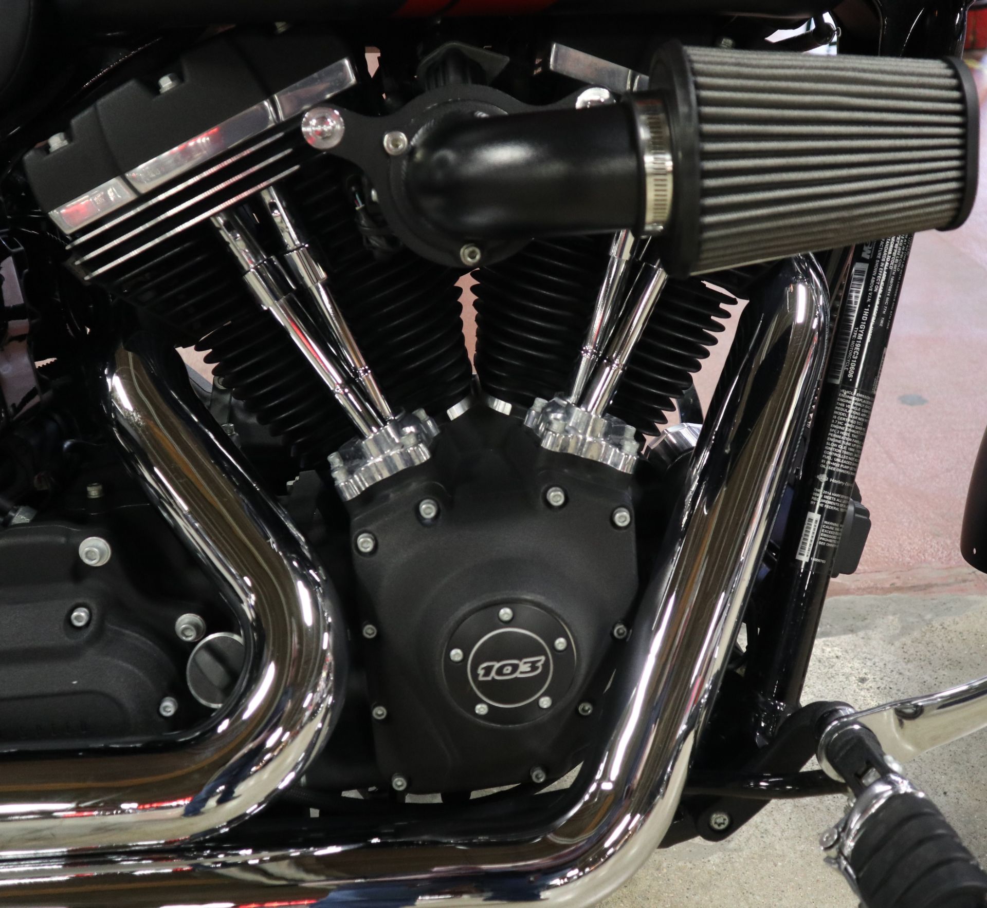 2014 Harley-Davidson Dyna® Fat Bob® in New London, Connecticut - Photo 17