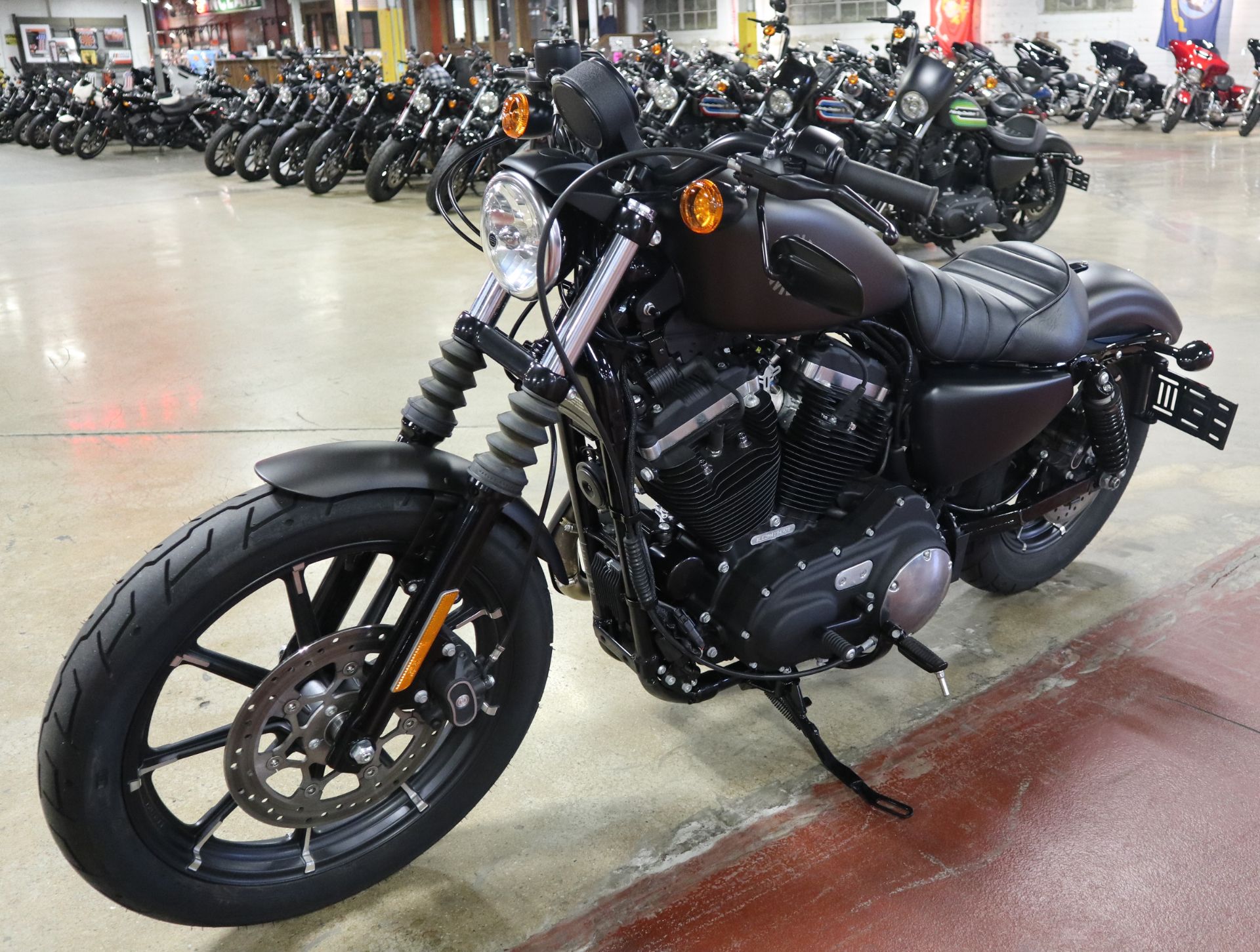 2021 Harley-Davidson Iron 883™ in New London, Connecticut - Photo 4