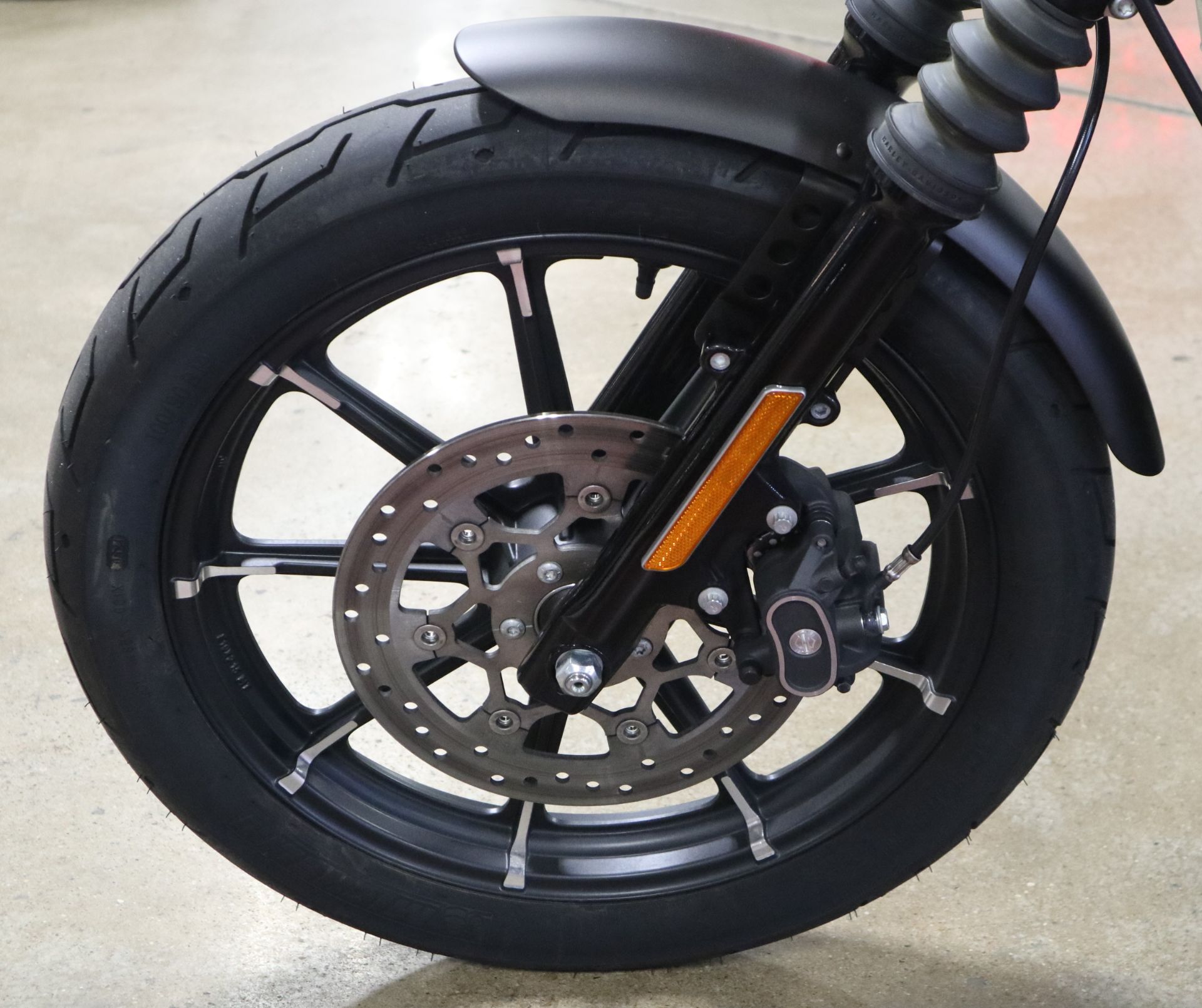 2021 Harley-Davidson Iron 883™ in New London, Connecticut - Photo 13