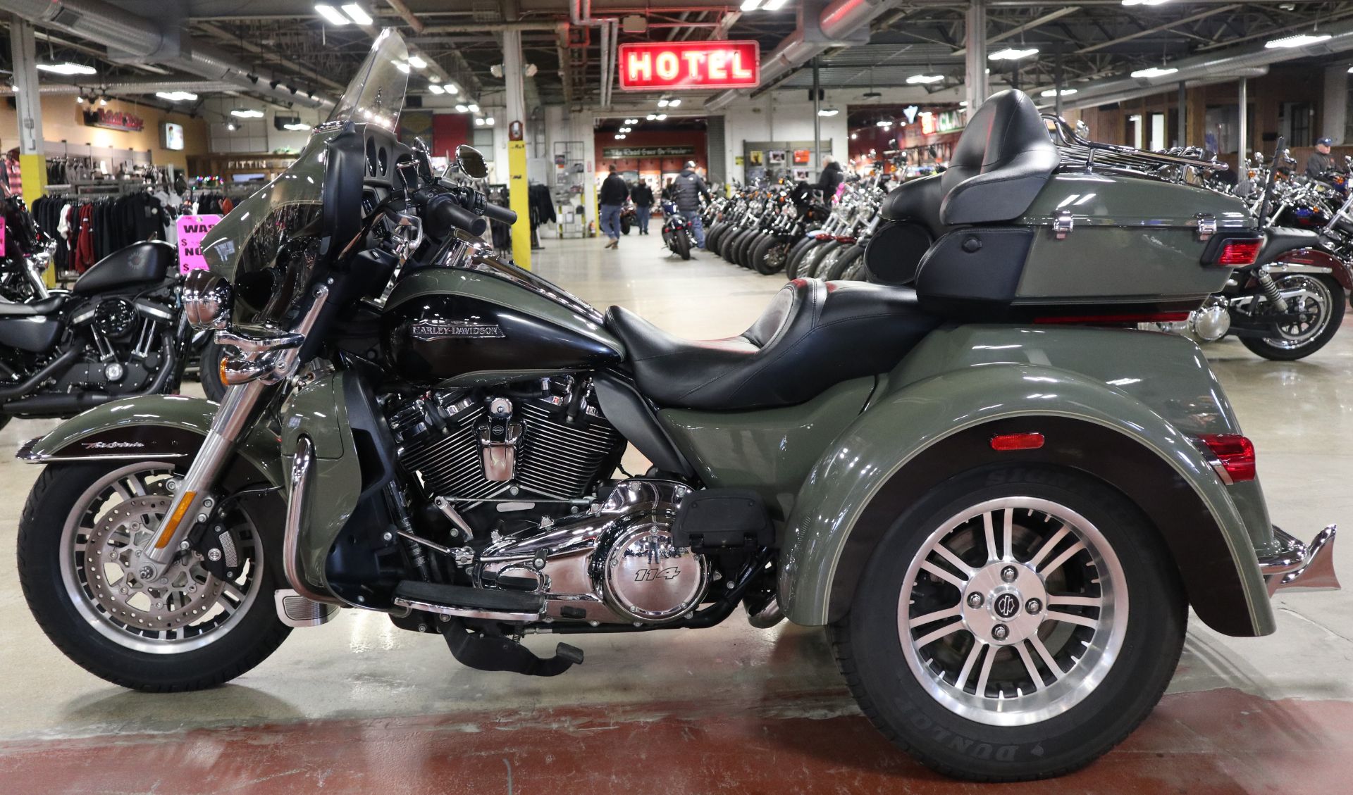 2021 Harley-Davidson Tri Glide® Ultra in New London, Connecticut - Photo 5