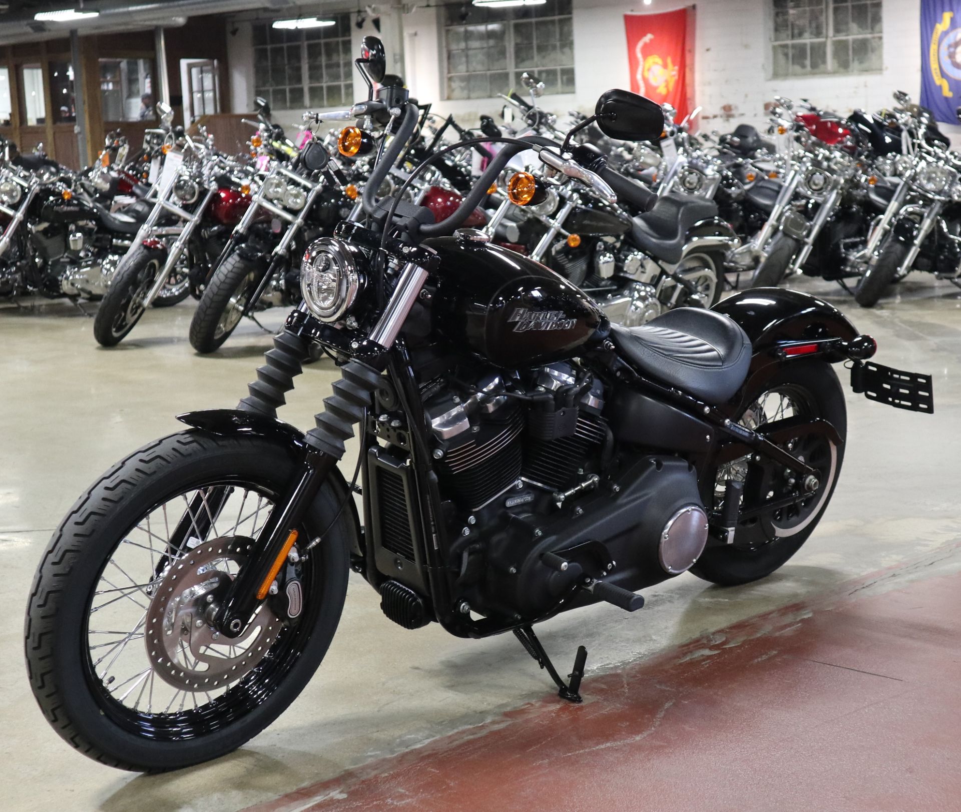 2019 Harley-Davidson Street Bob® in New London, Connecticut - Photo 4