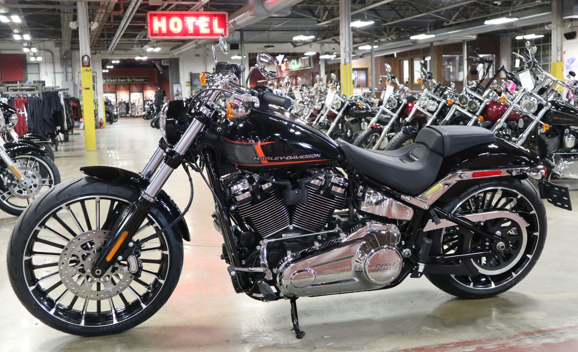 2023 Harley-Davidson Breakout® in New London, Connecticut - Photo 5