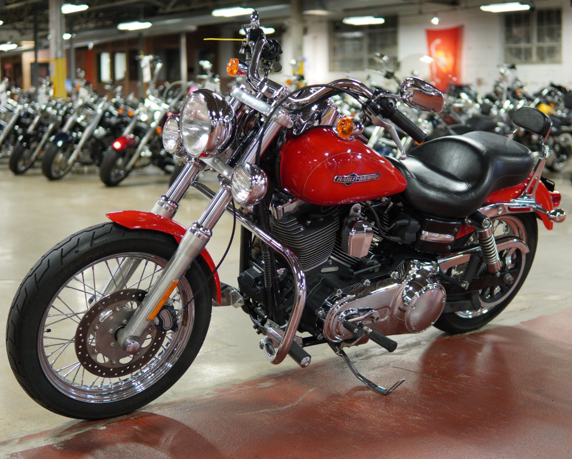 2011 Harley-Davidson Dyna® Super Glide® Custom in New London, Connecticut - Photo 4