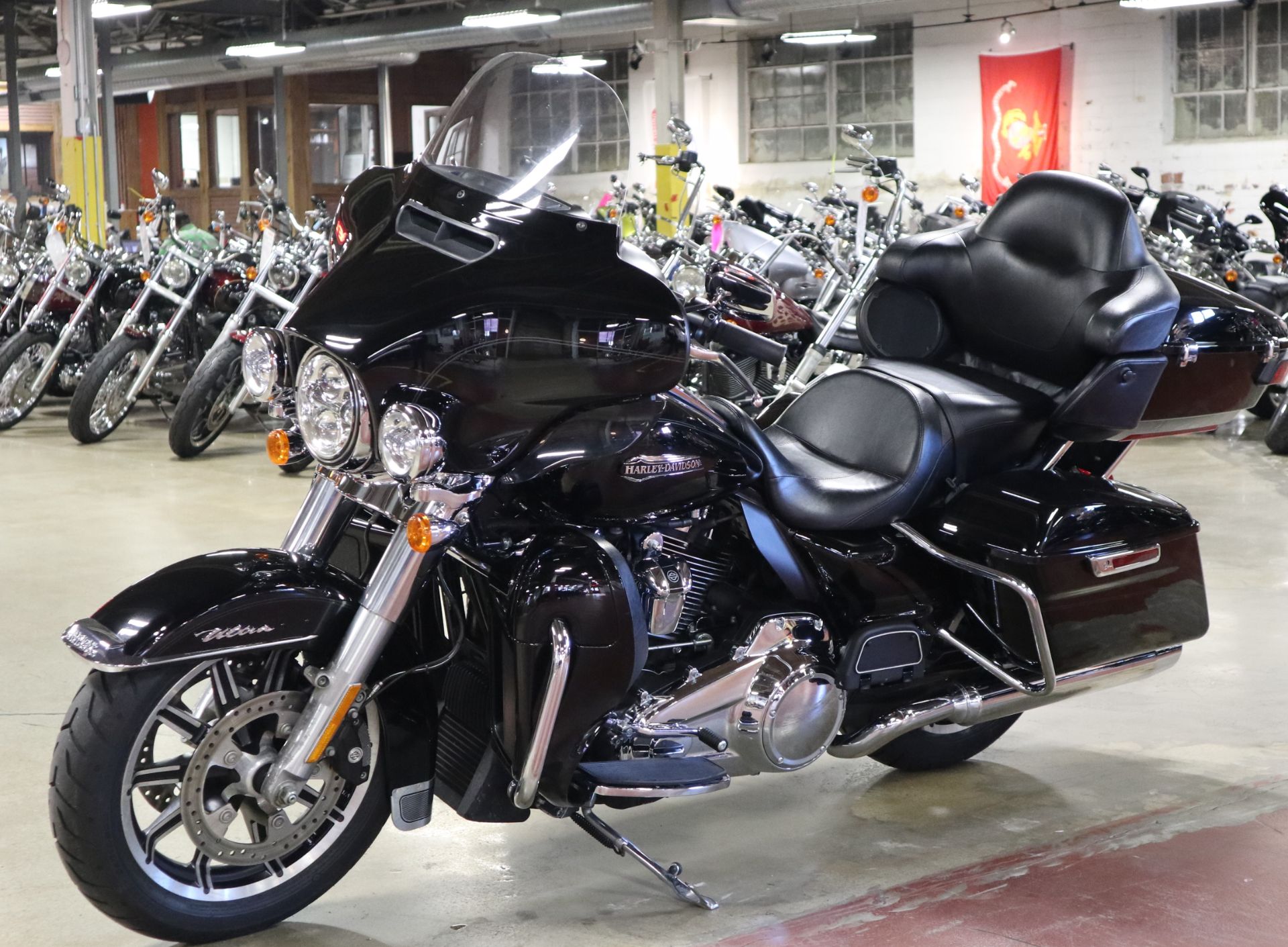 2018 Harley-Davidson Electra Glide® Ultra Classic® in New London, Connecticut - Photo 4