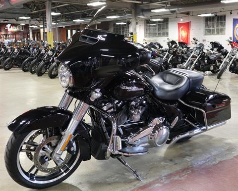 2017 Harley-Davidson Street Glide® Special in New London, Connecticut - Photo 4