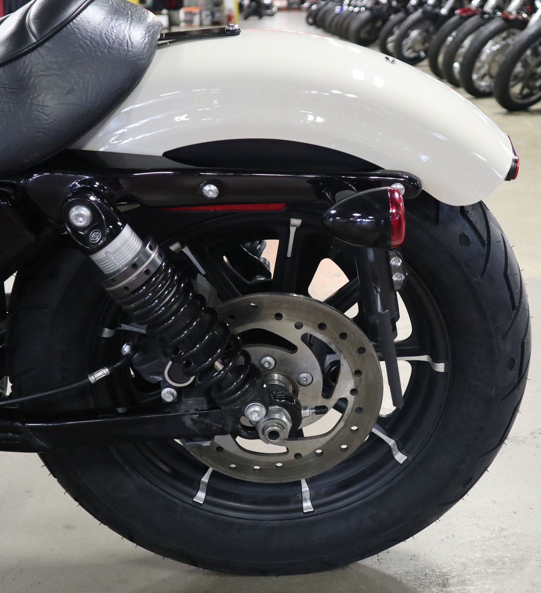 2021 Harley-Davidson Iron 883™ in New London, Connecticut - Photo 15