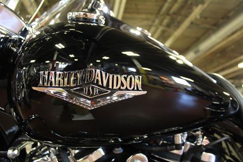 2018 Harley-Davidson Road King® in New London, Connecticut - Photo 11
