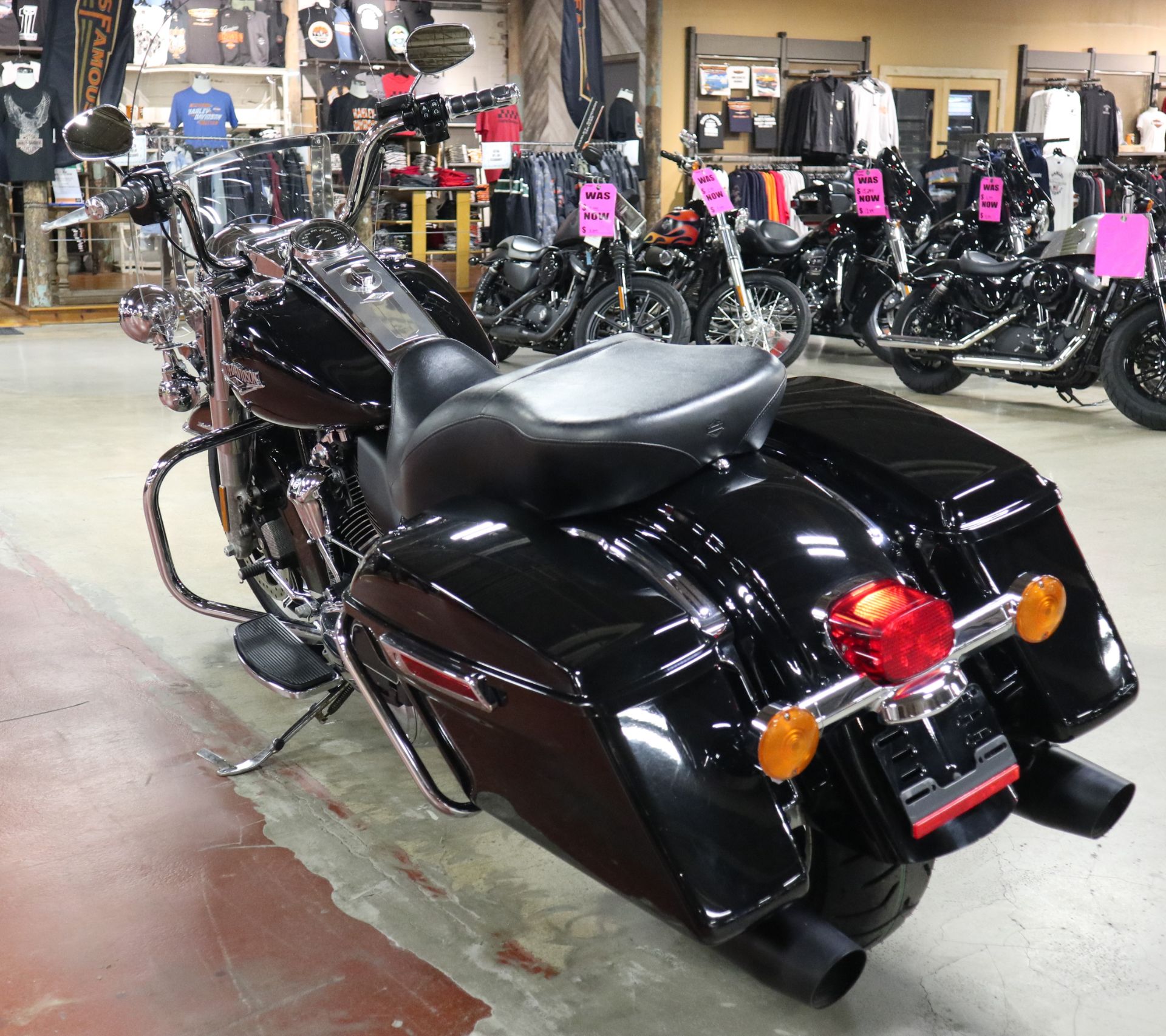 2018 Harley-Davidson Road King® in New London, Connecticut - Photo 5