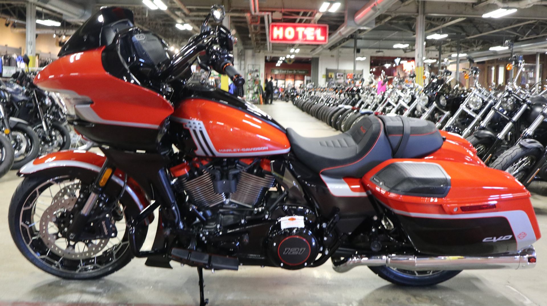 2024 Harley-Davidson CVO™ Road Glide® in New London, Connecticut - Photo 5