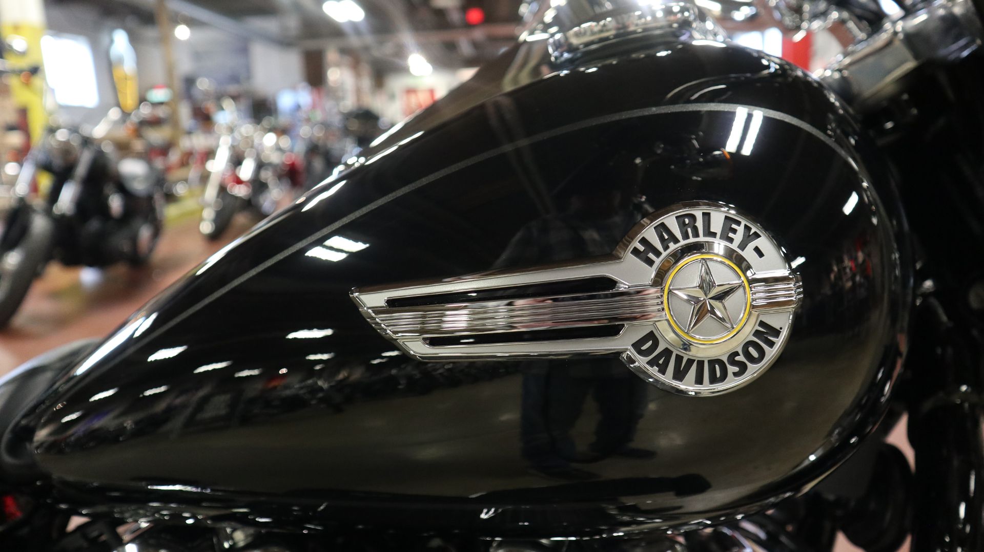 2023 Harley-Davidson Fat Boy® 114 in New London, Connecticut - Photo 9