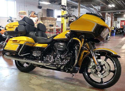 2022 Harley-Davidson CVO™ Road Glide® Limited in New London, Connecticut - Photo 2
