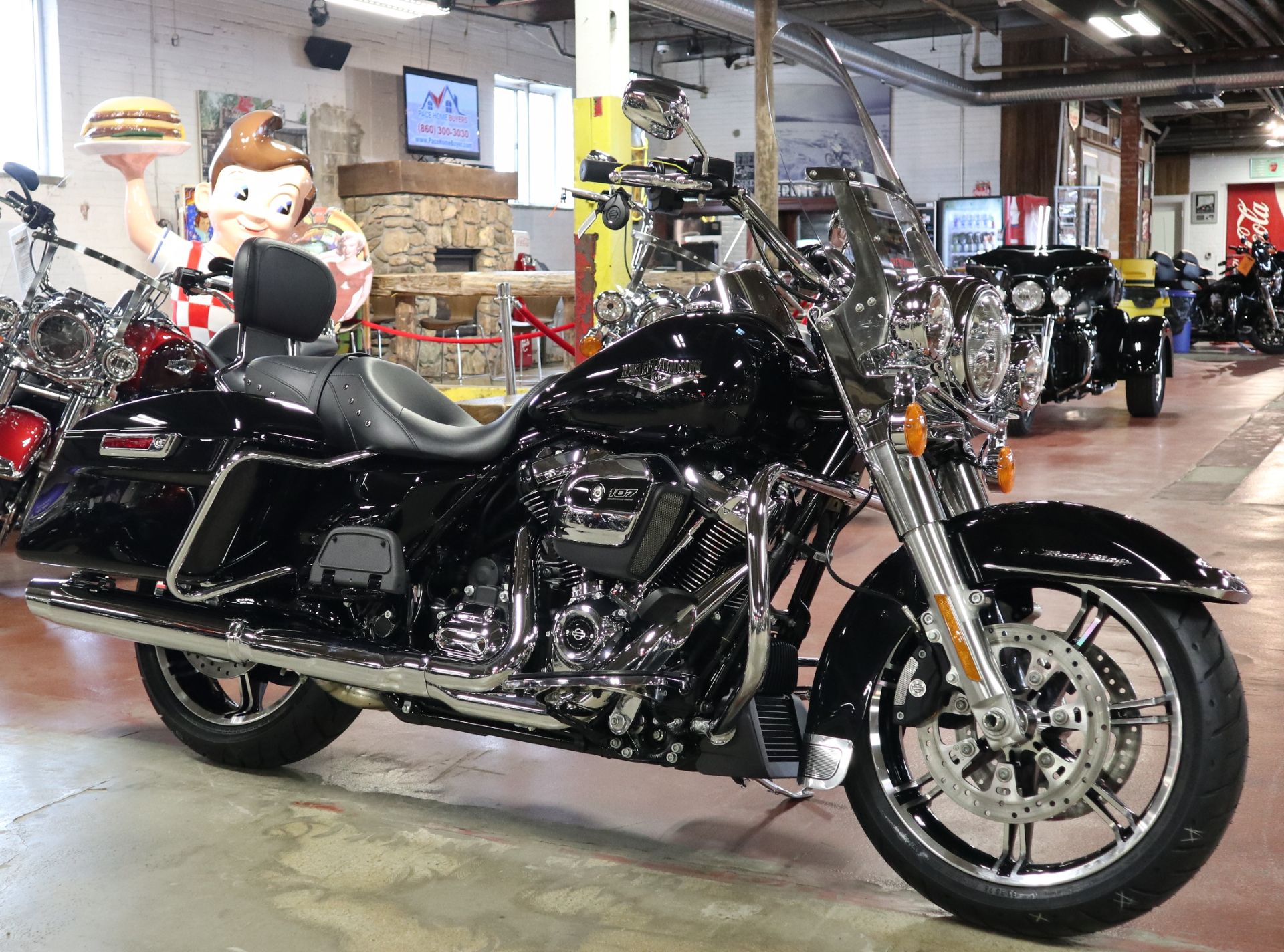 2022 Harley-Davidson Road King® in New London, Connecticut - Photo 2