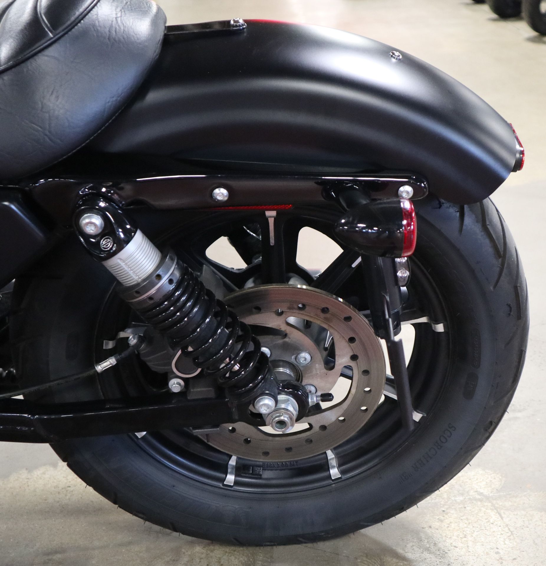 2021 Harley-Davidson Iron 883™ in New London, Connecticut - Photo 14