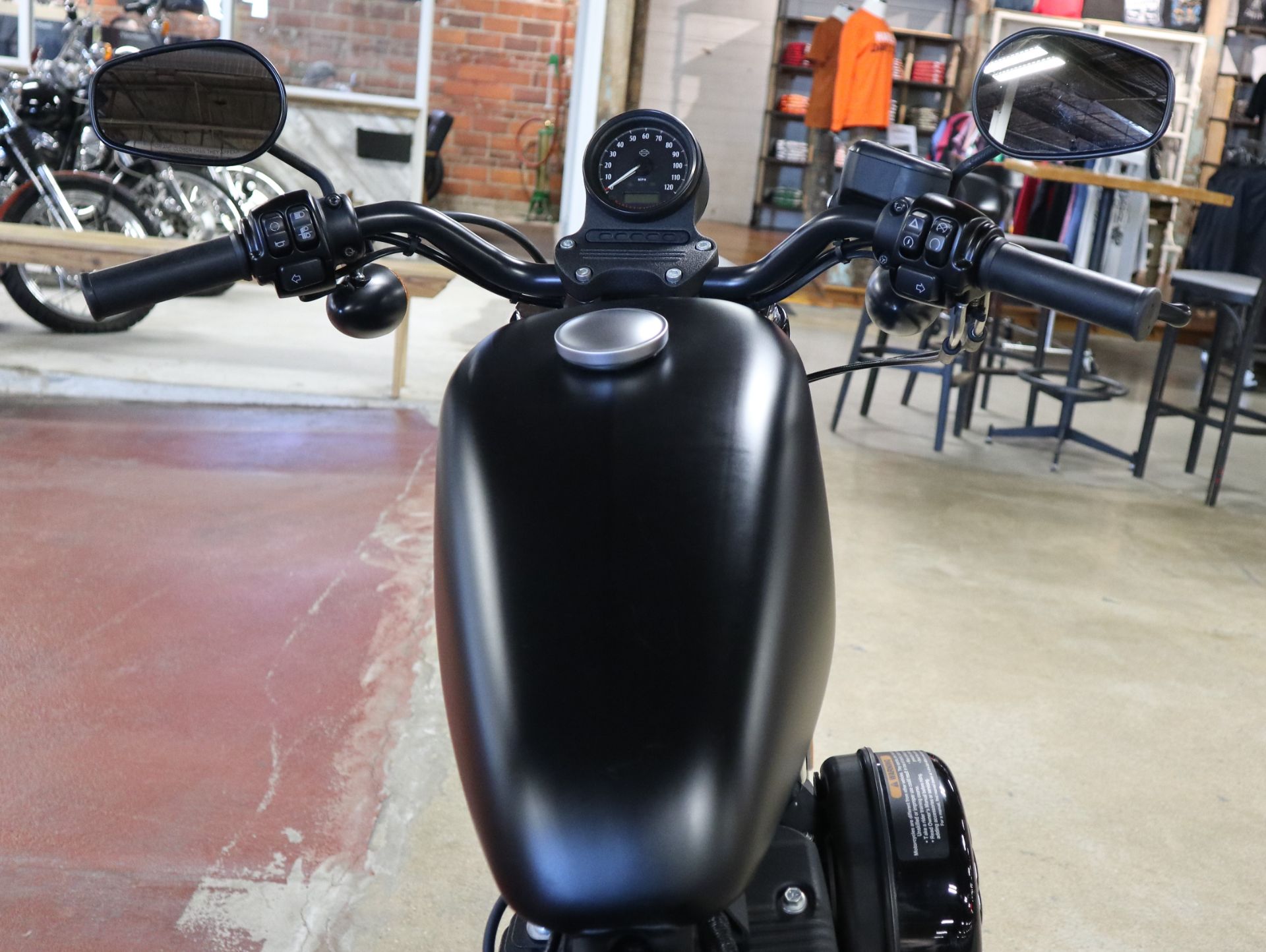 2021 Harley-Davidson Iron 883™ in New London, Connecticut - Photo 11