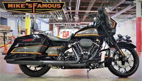 2022 Harley-Davidson Street Glide® Special in New London, Connecticut - Photo 1
