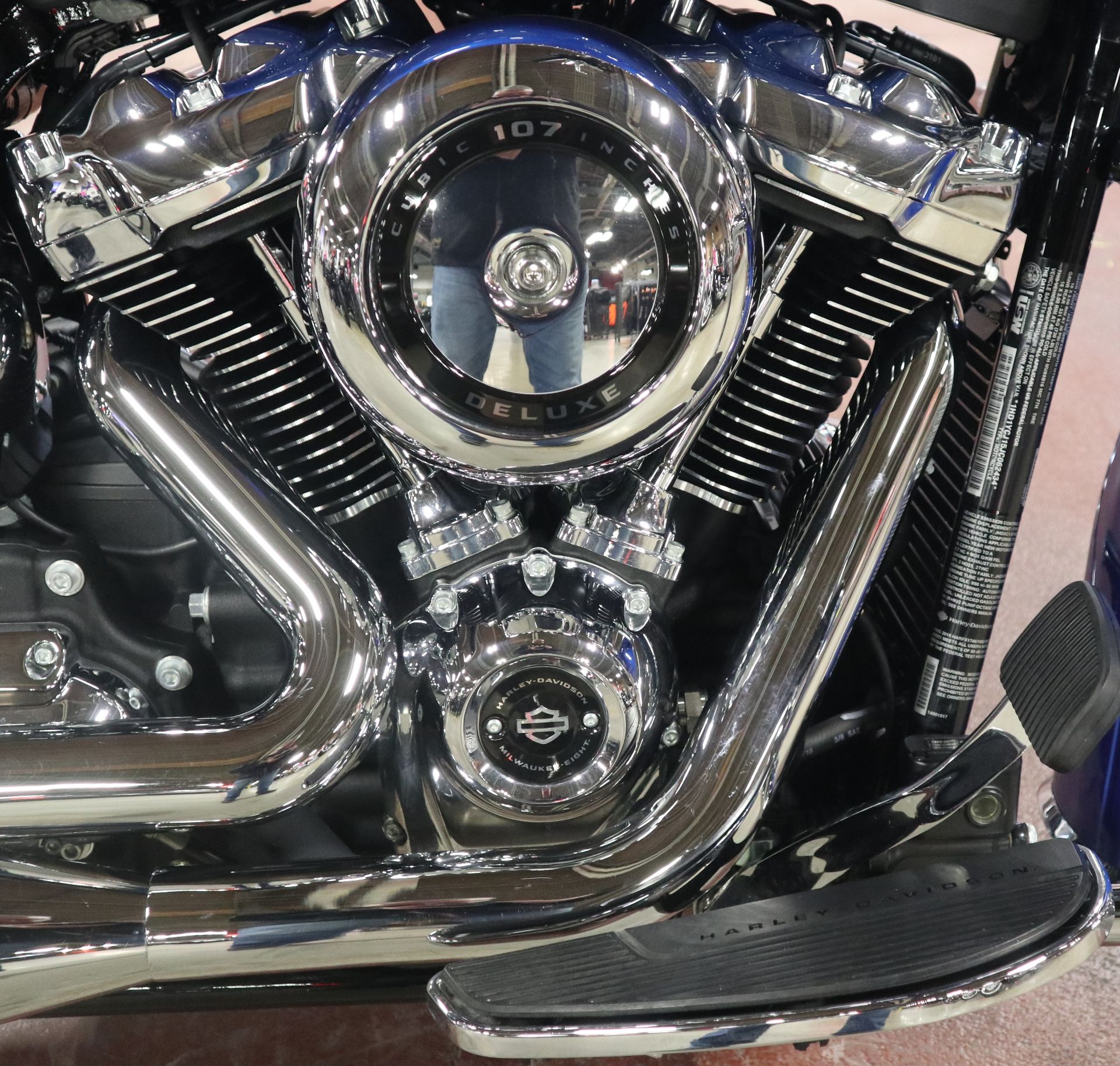 2018 Harley-Davidson Softail® Deluxe 107 in New London, Connecticut - Photo 16