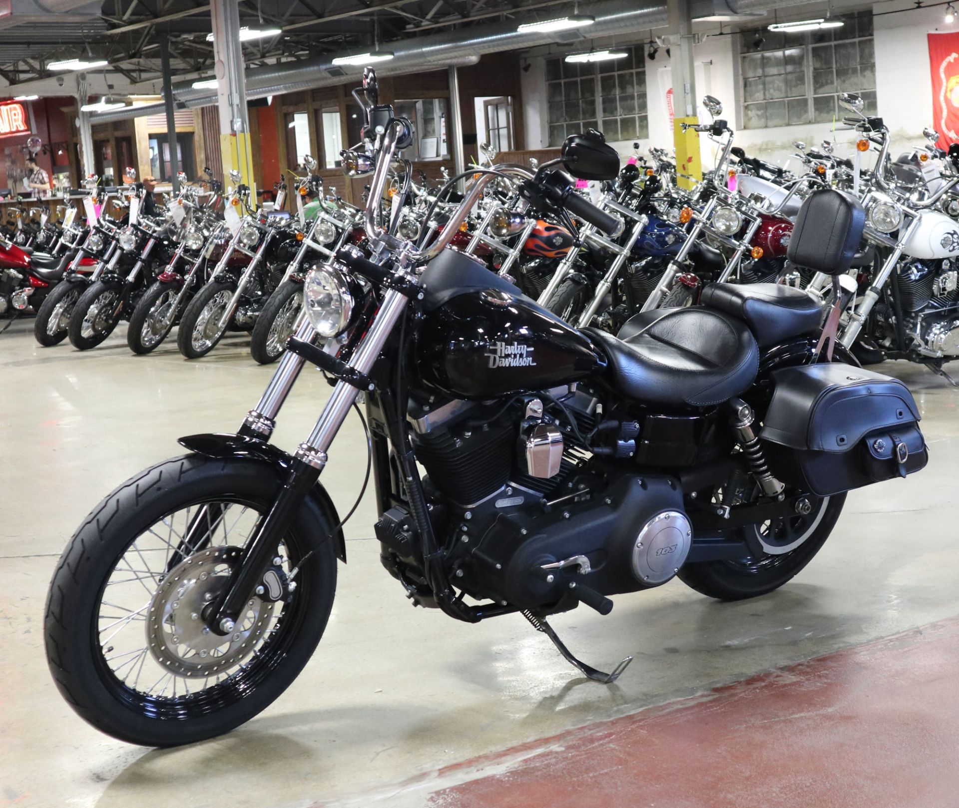 2015 Harley-Davidson Street Bob® in New London, Connecticut - Photo 4