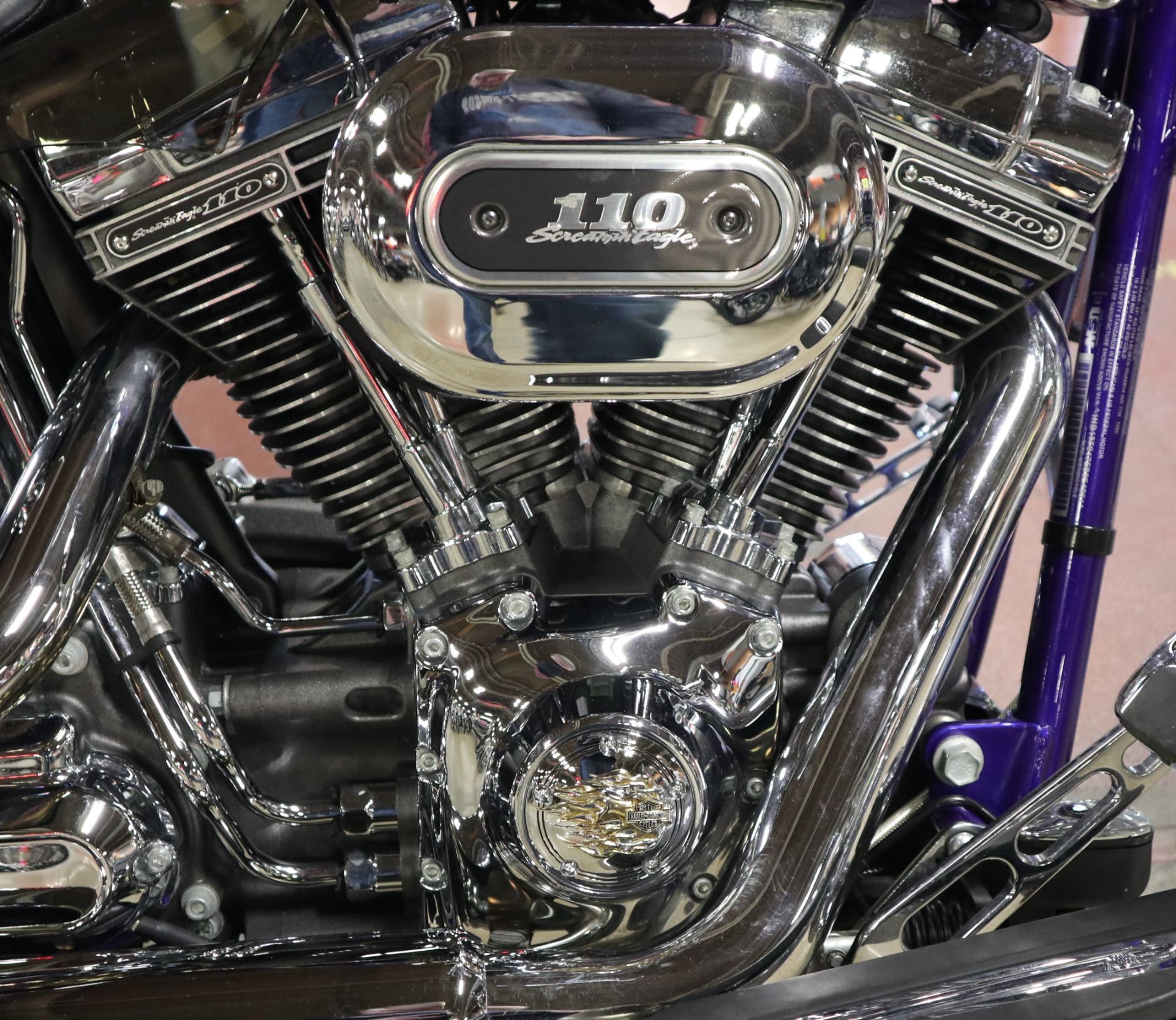 2014 Harley-Davidson CVO™ Softail® Deluxe in New London, Connecticut - Photo 17