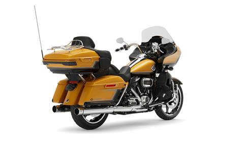 2022 Harley-Davidson CVO Road Glide Limited in New London, Connecticut - Photo 8