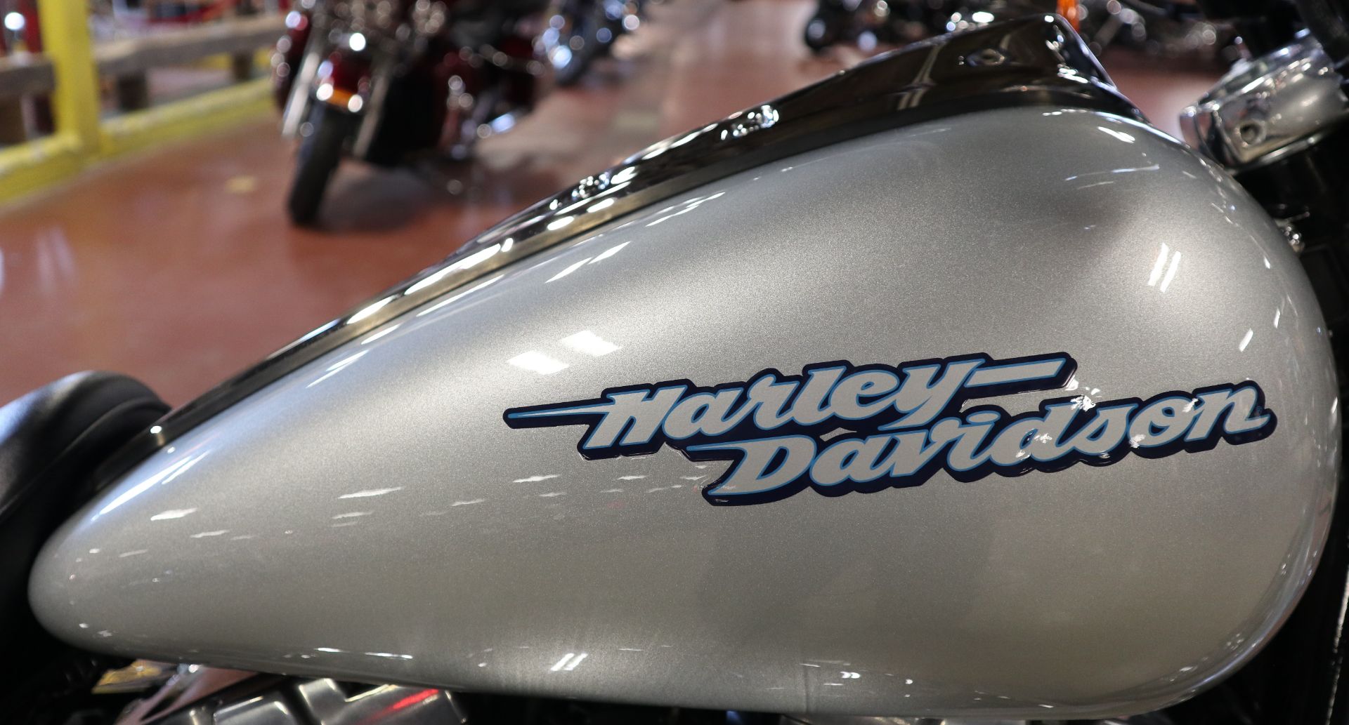 2005 Harley-Davidson FXD/FXDI Dyna Super Glide® in New London, Connecticut - Photo 9