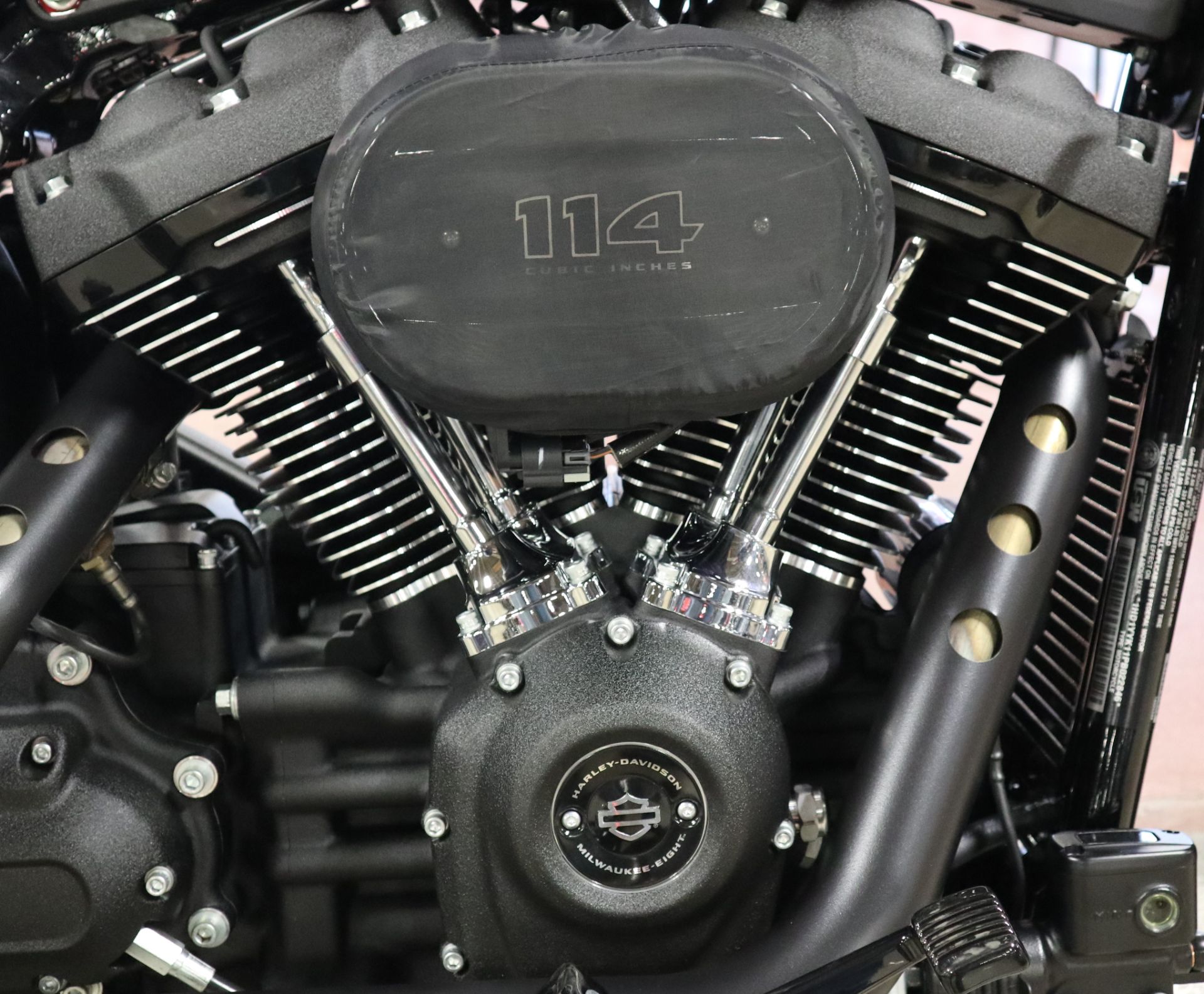2023 Harley-Davidson Street Bob® 114 in New London, Connecticut - Photo 17