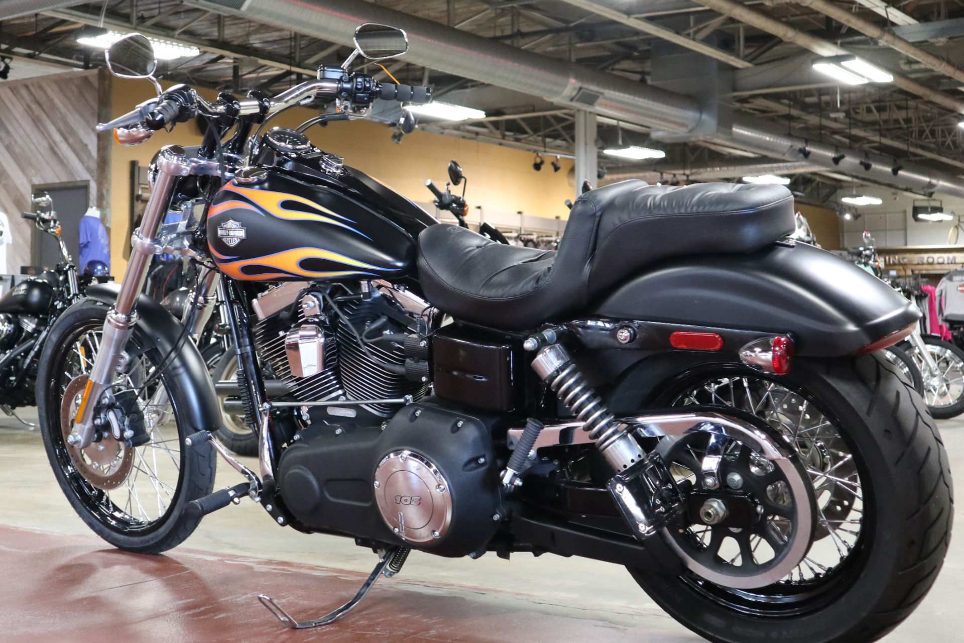2015 Harley-Davidson Wide Glide® in New London, Connecticut - Photo 6