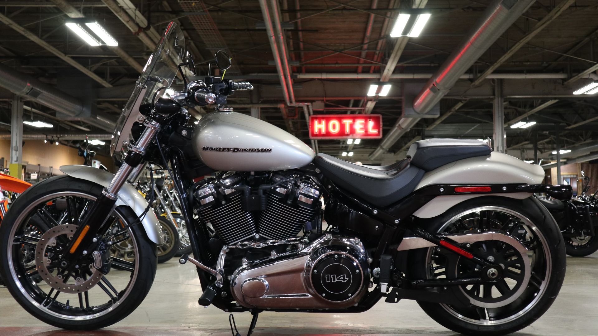 2018 Harley-Davidson Breakout® 114 in New London, Connecticut - Photo 5