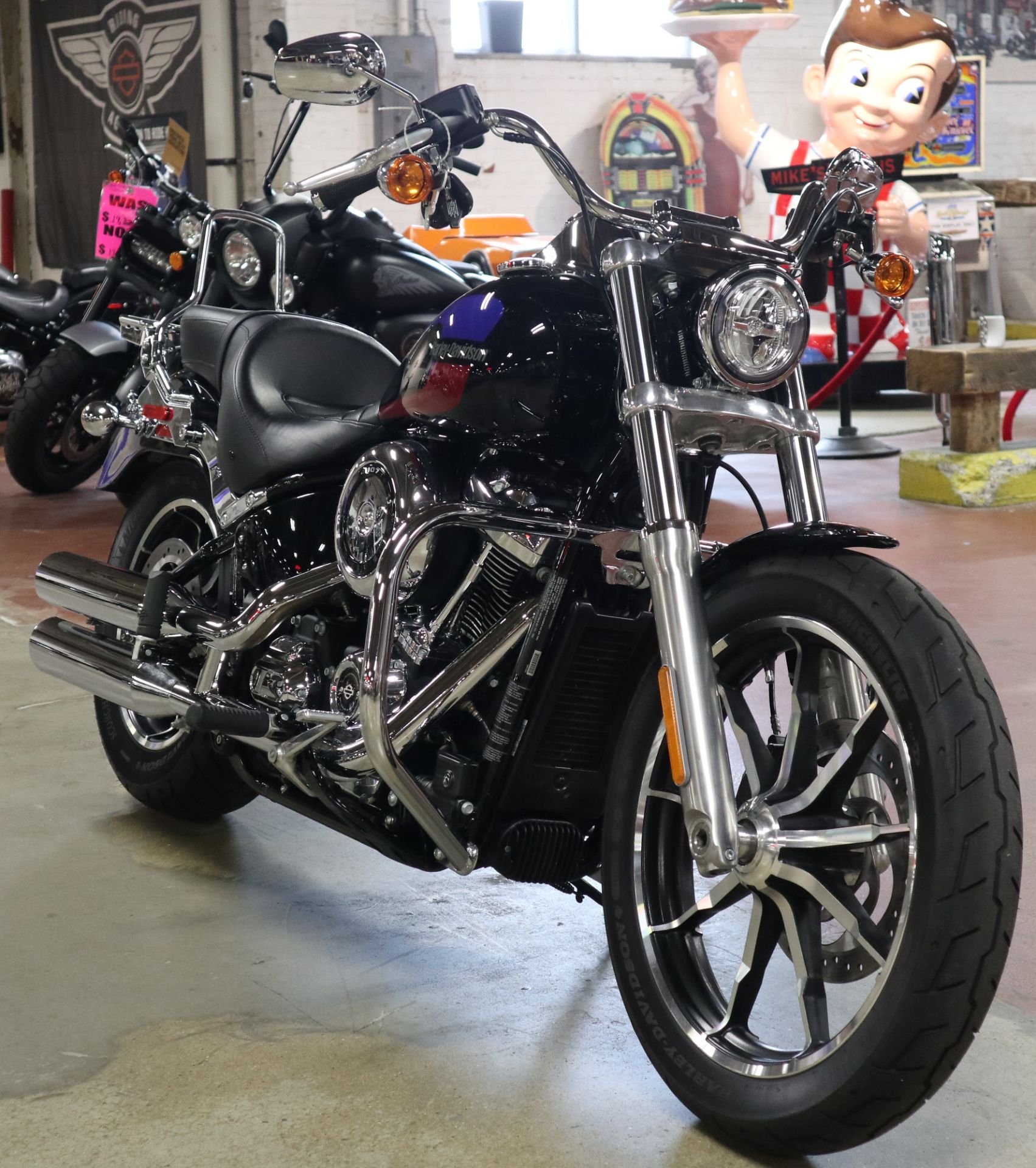 2018 Harley-Davidson Low Rider® 107 in New London, Connecticut - Photo 2