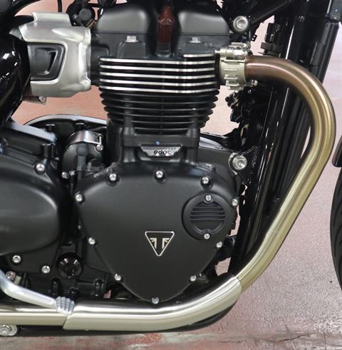 2023 Triumph Speed Twin 900 Chrome Edition in New London, Connecticut - Photo 18